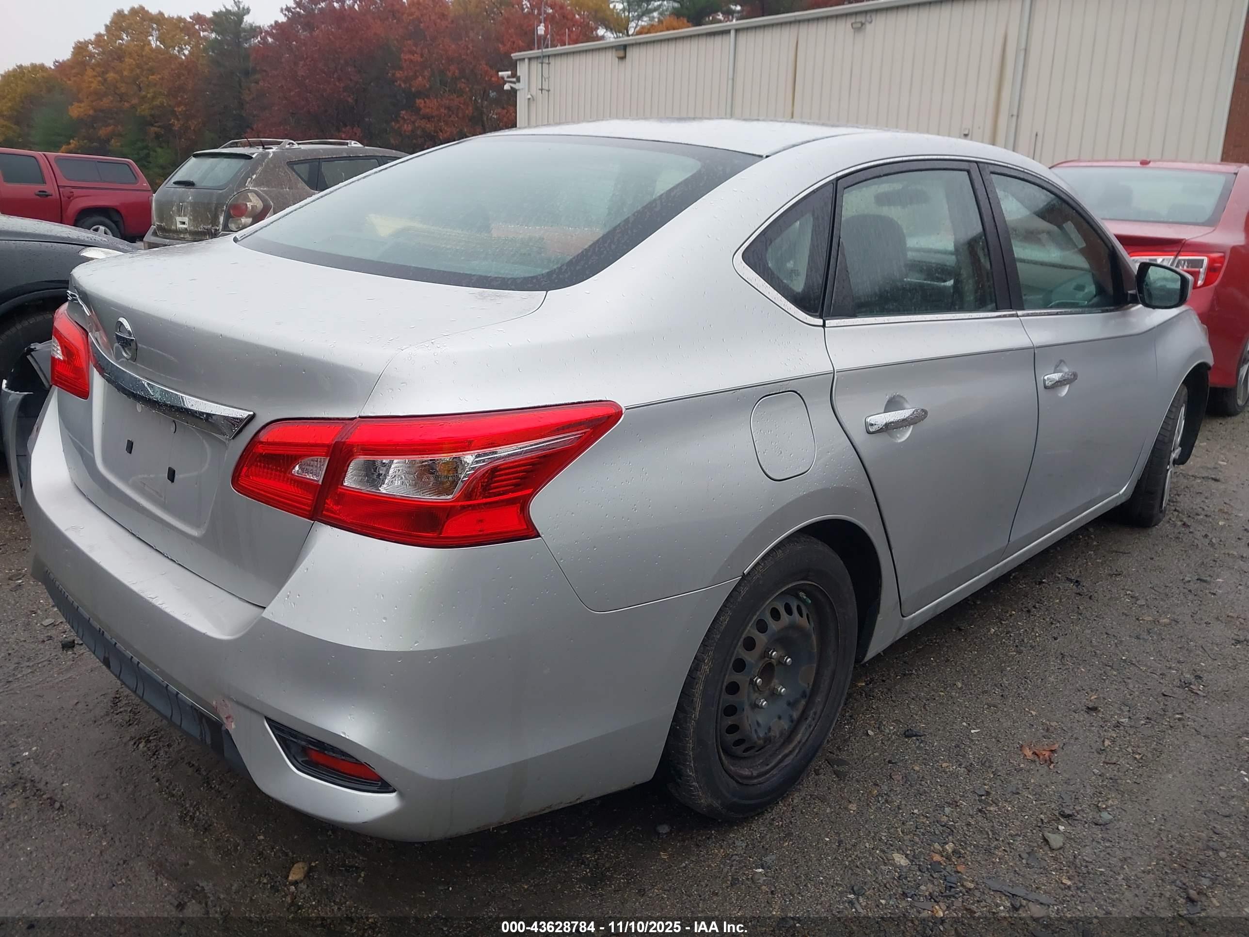 NISSAN SENTRA image 4