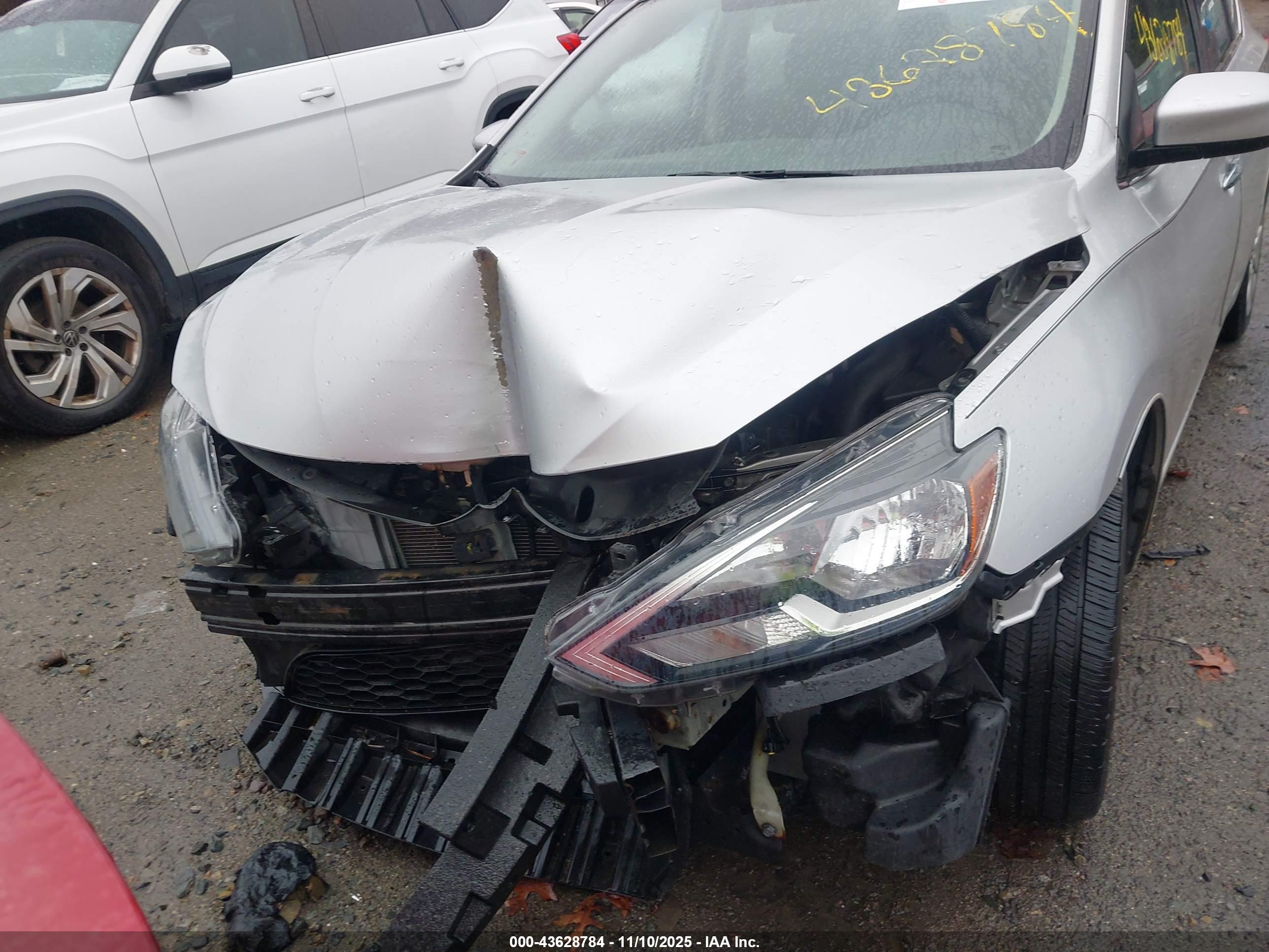NISSAN SENTRA image 6