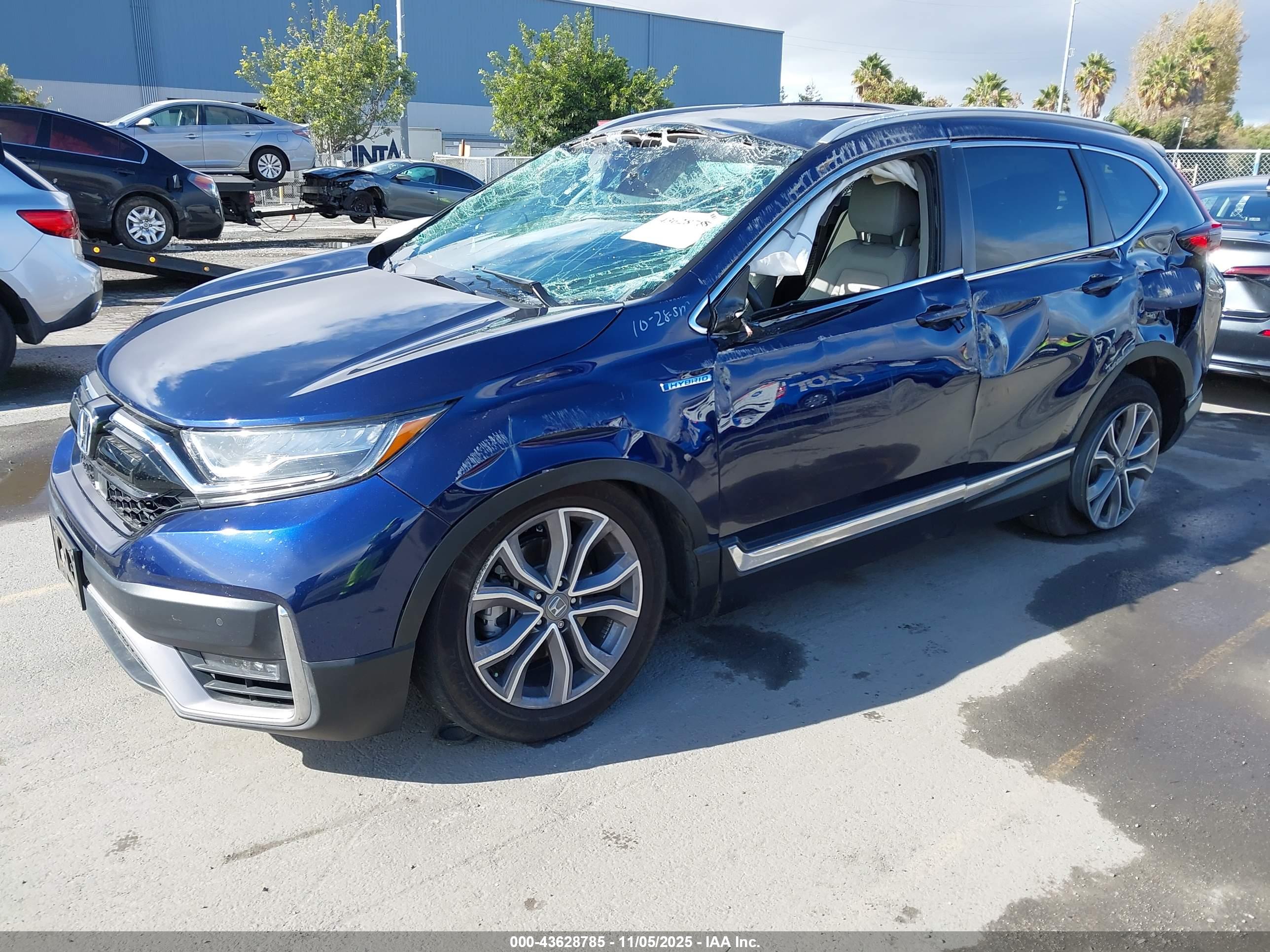 HONDA CR-V image 2