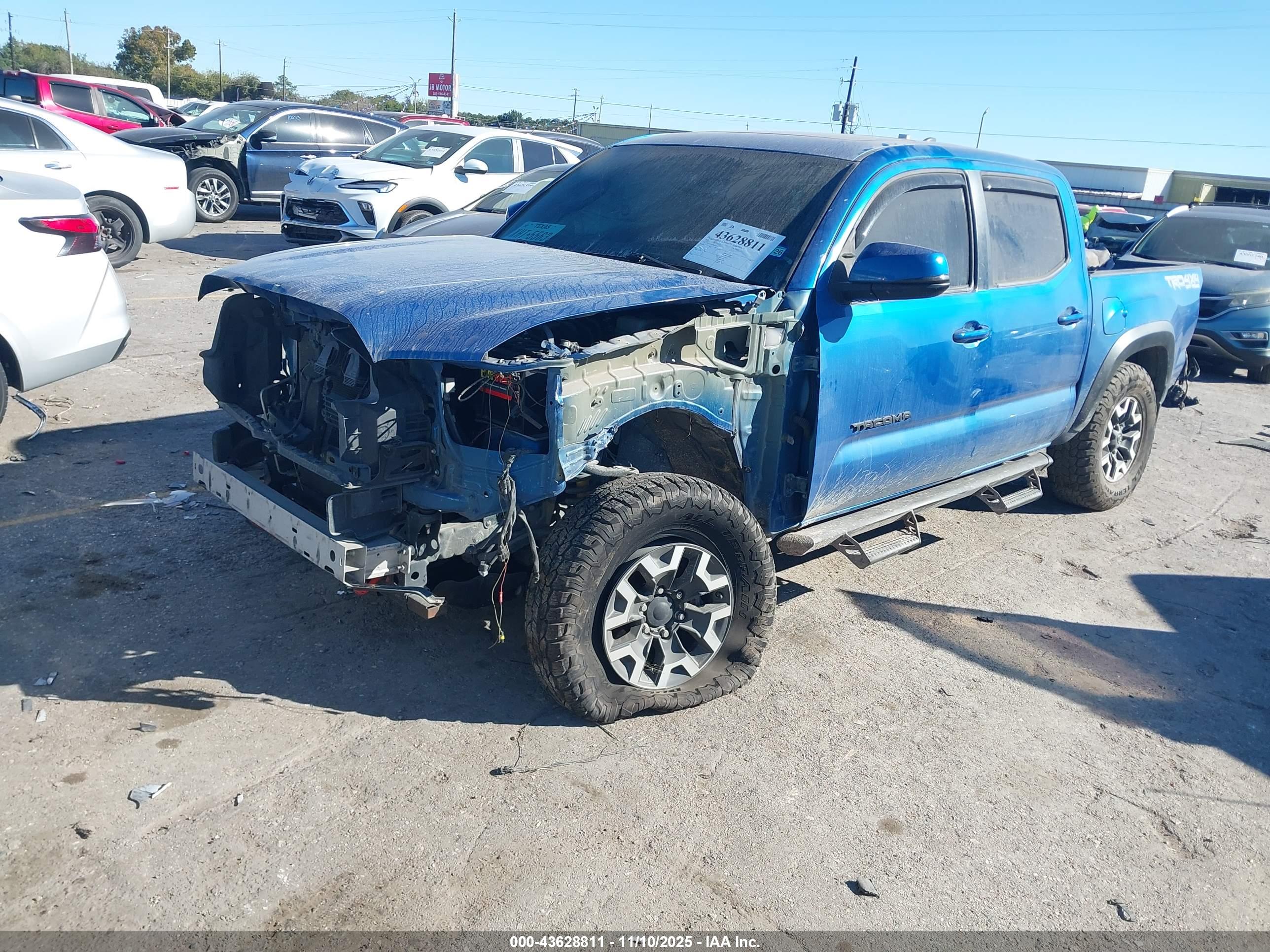 TOYOTA TACOMA image 2
