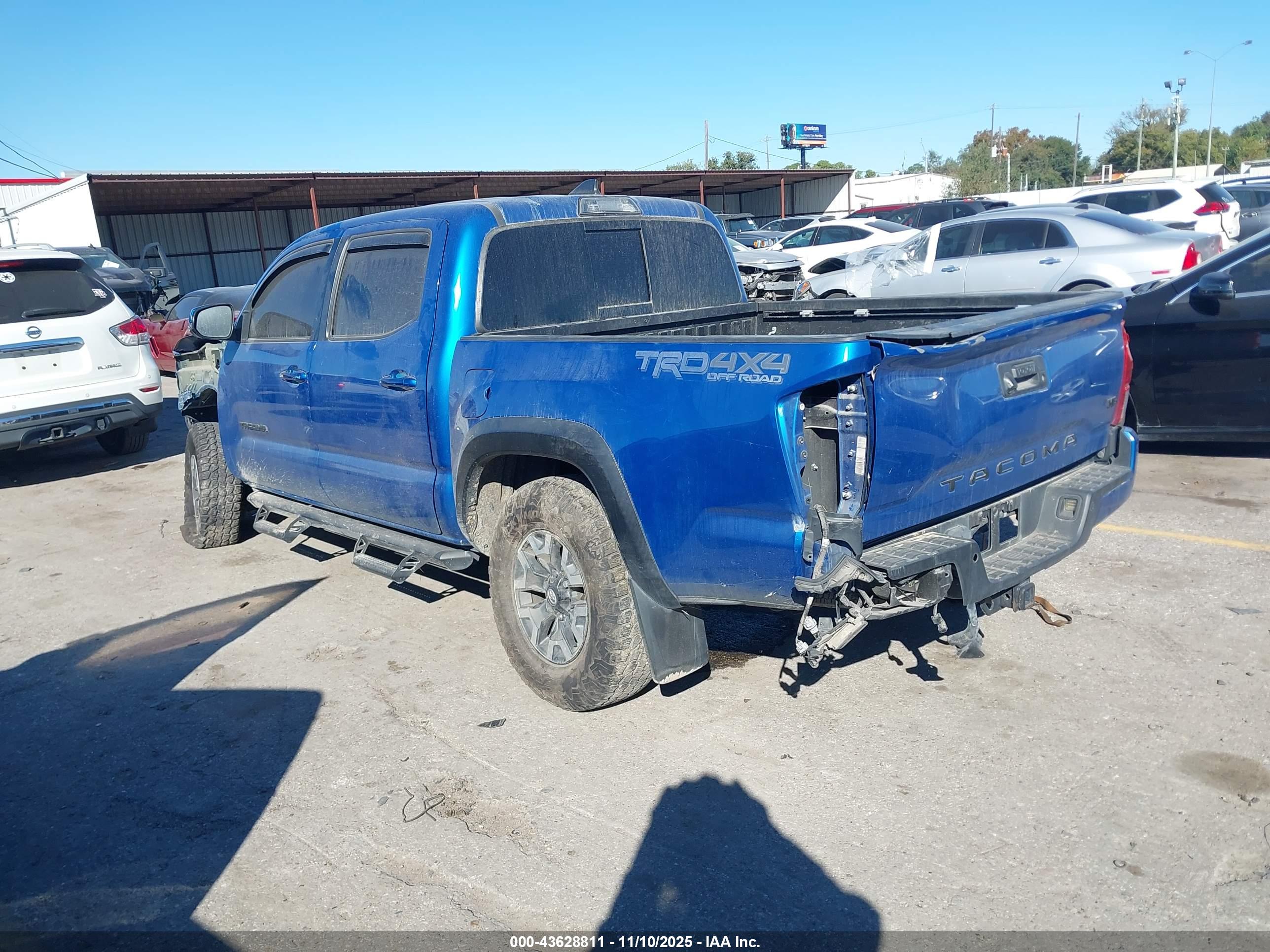 TOYOTA TACOMA image 3