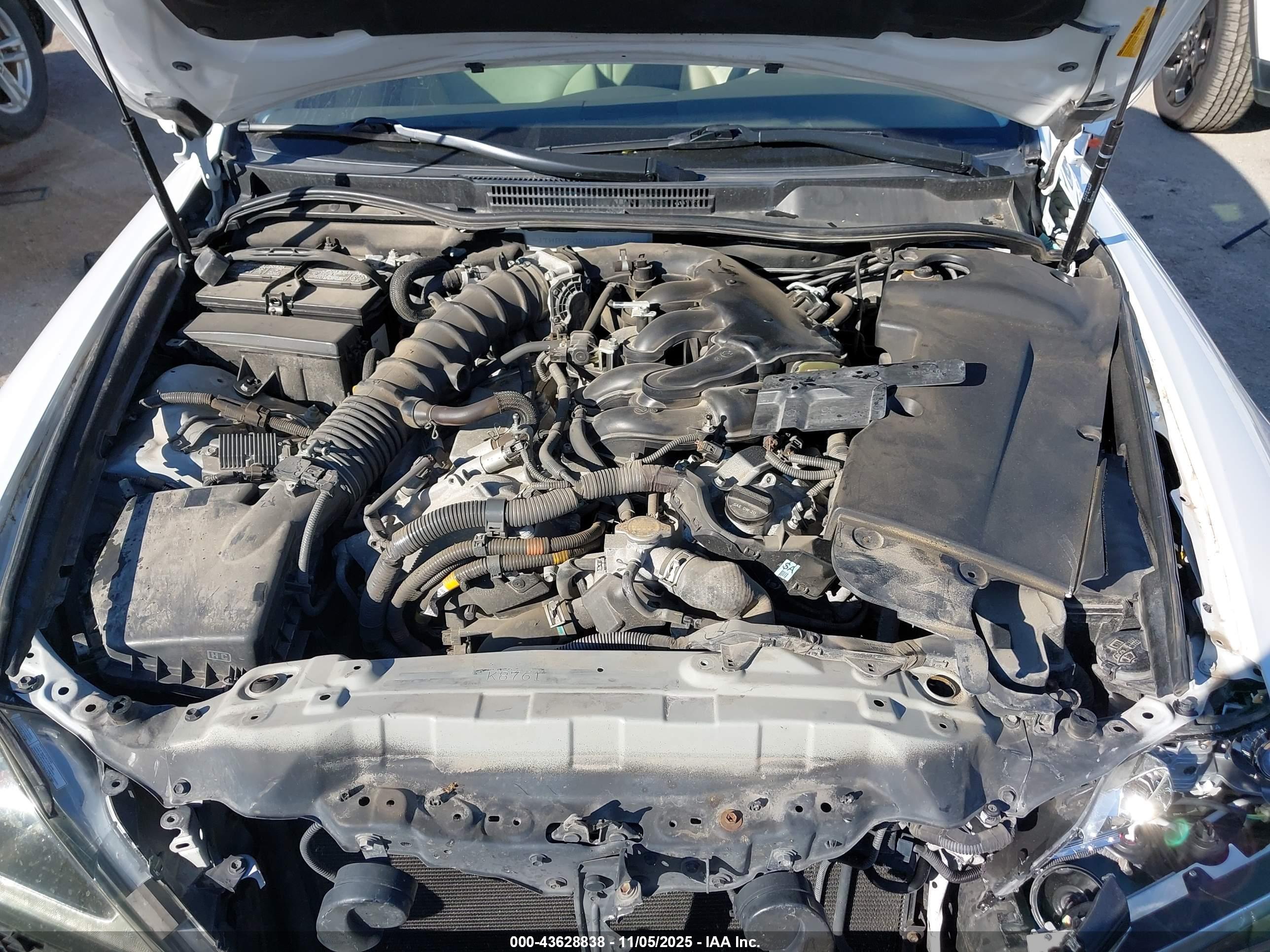 LEXUS IS image 10
