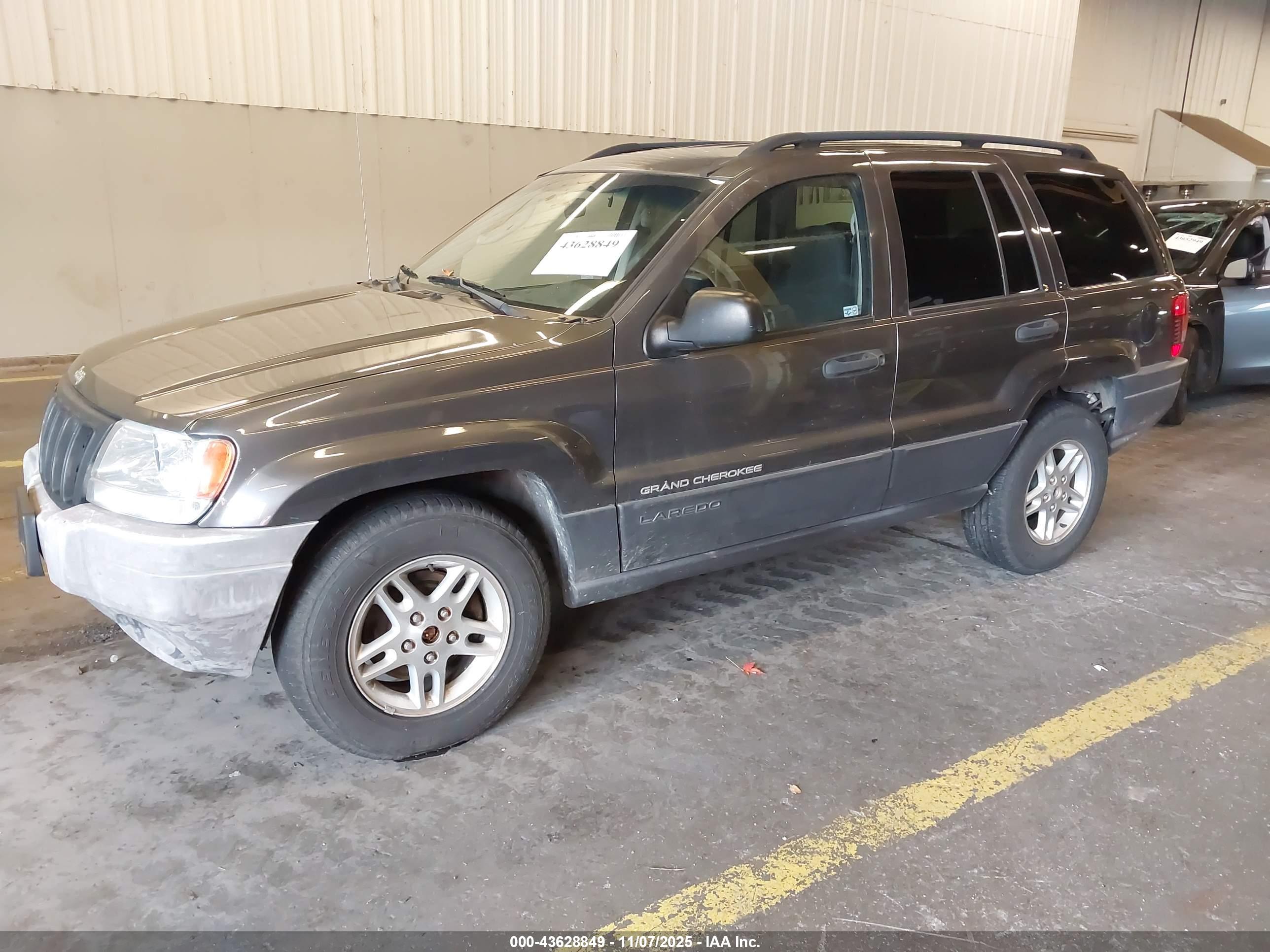 JEEP GRAND image 2