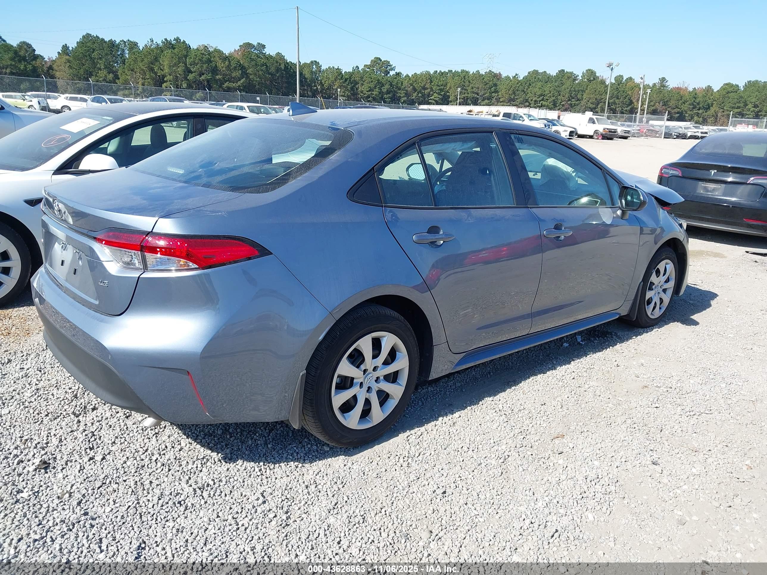 TOYOTA COROLLA image 4