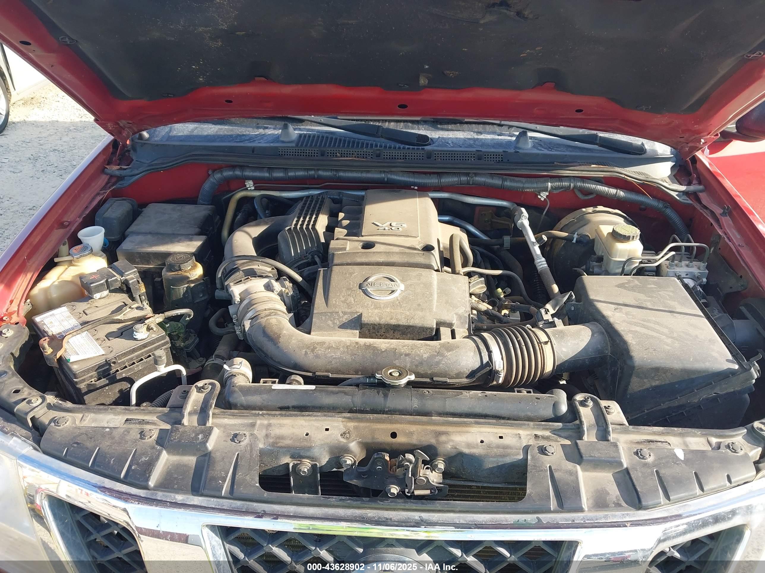 NISSAN FRONTIER image 10