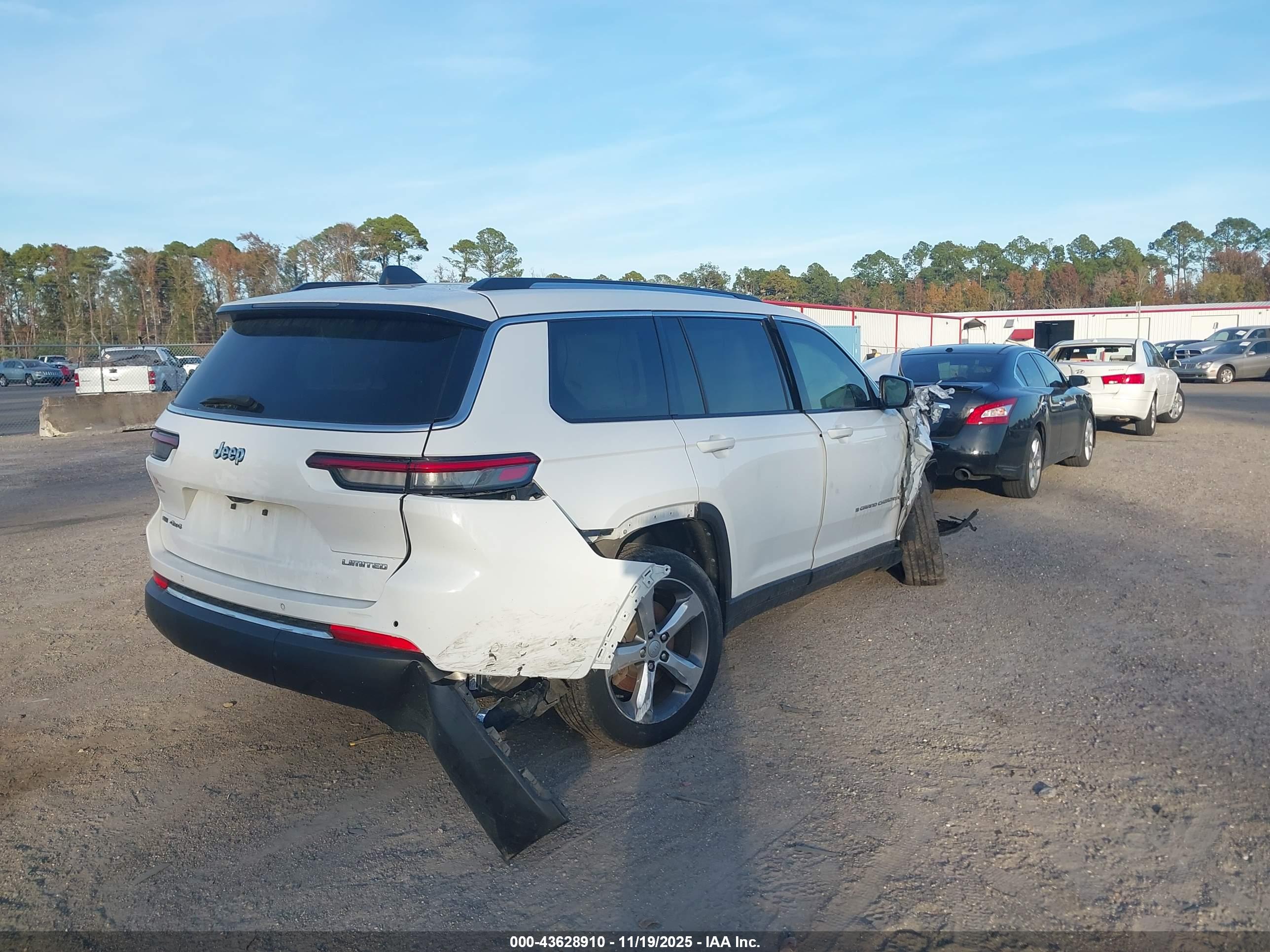 JEEP GRAND image 4