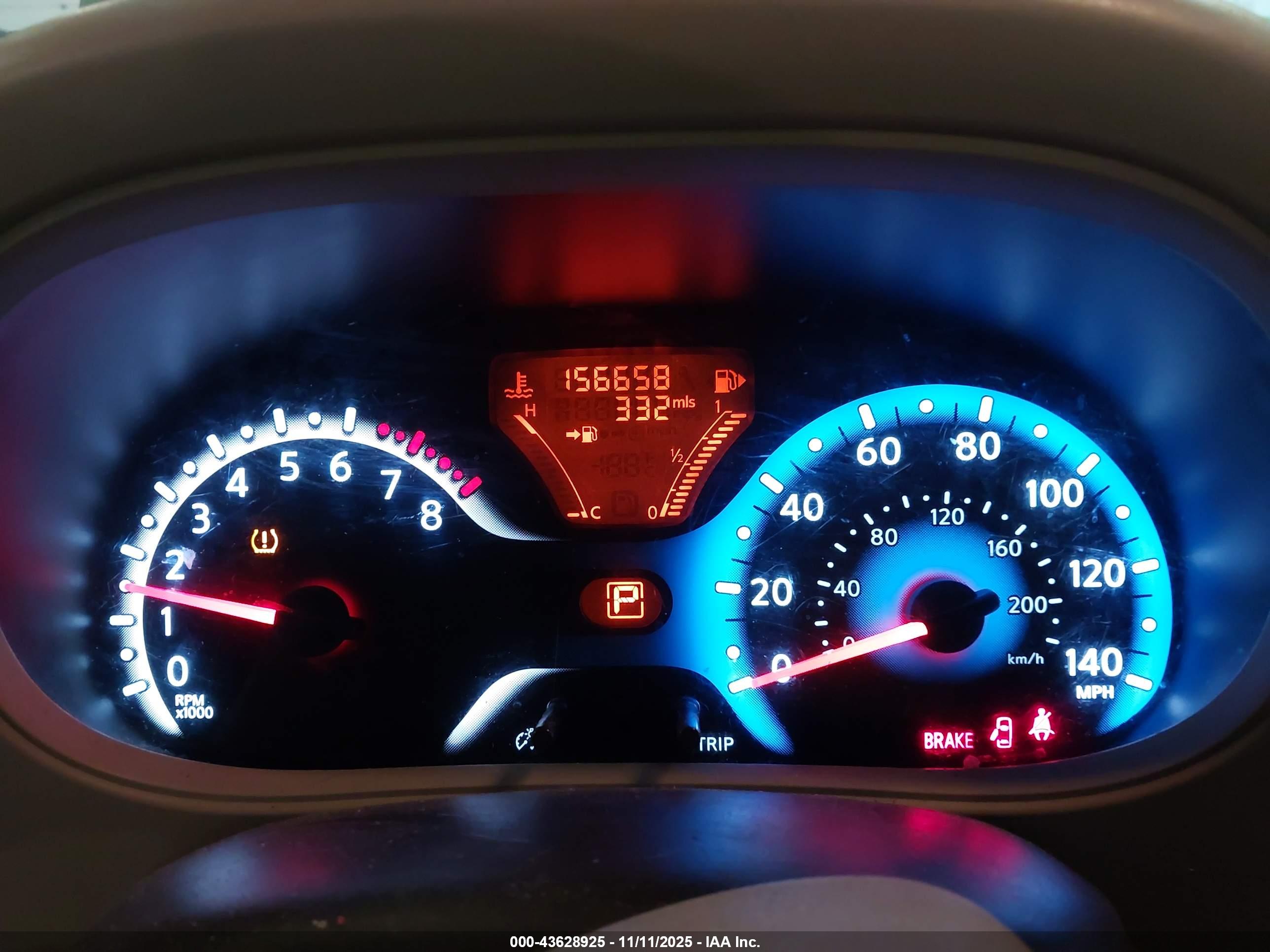 NISSAN CUBE image 7