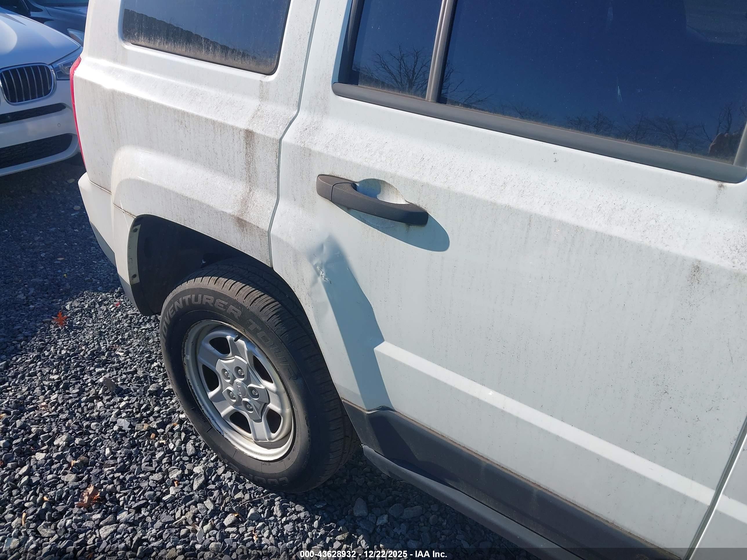 JEEP PATRIOT image 6