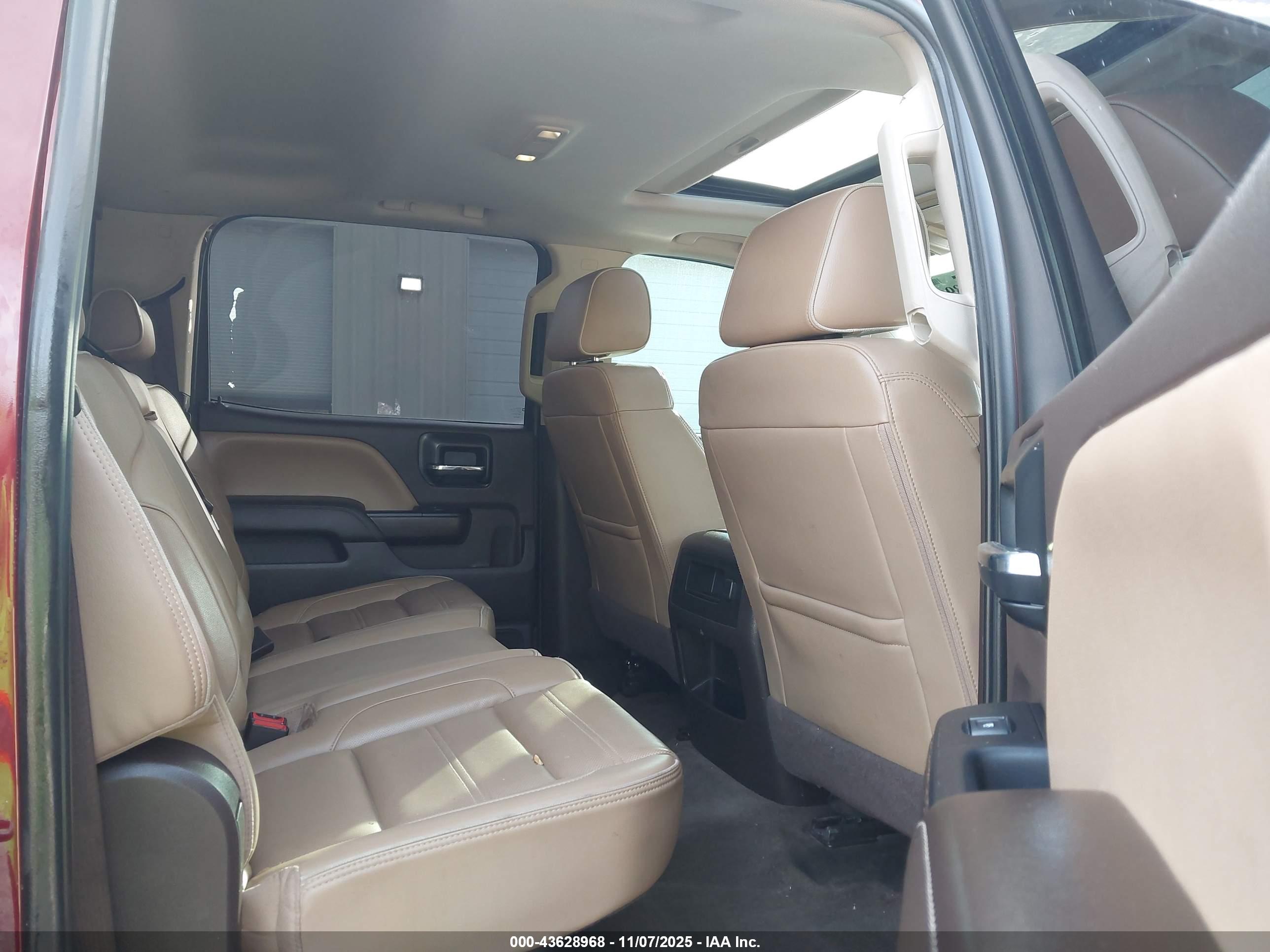GMC SIERRA image 8