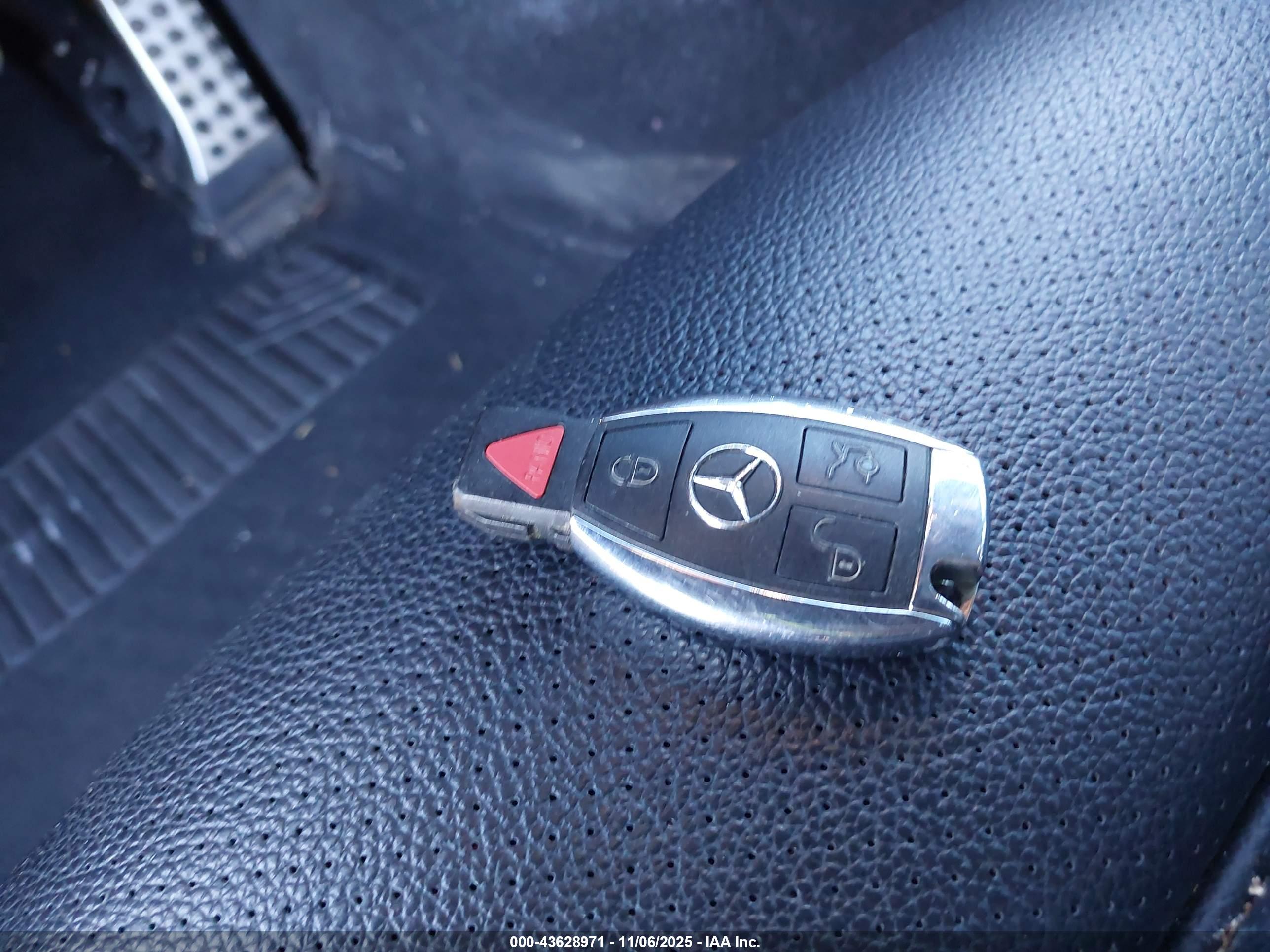 MERCEDES-BENZ C image 11