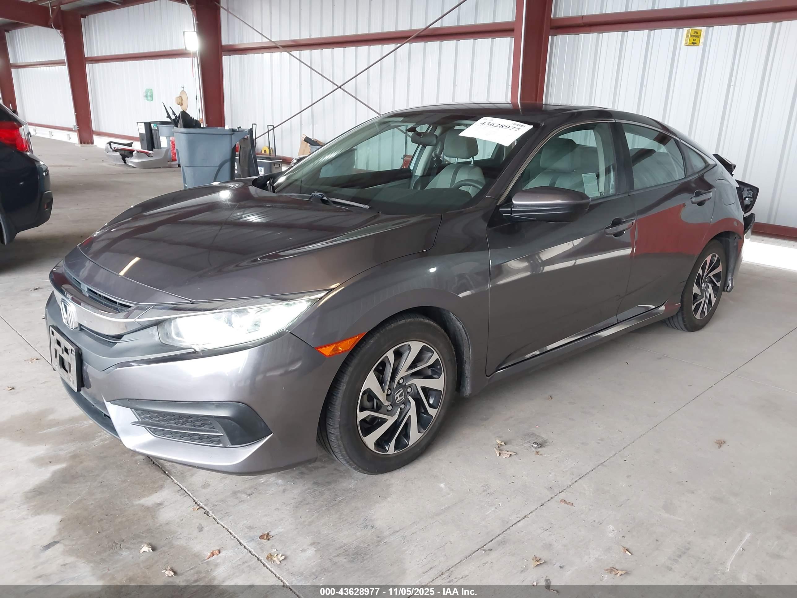 HONDA CIVIC image 2