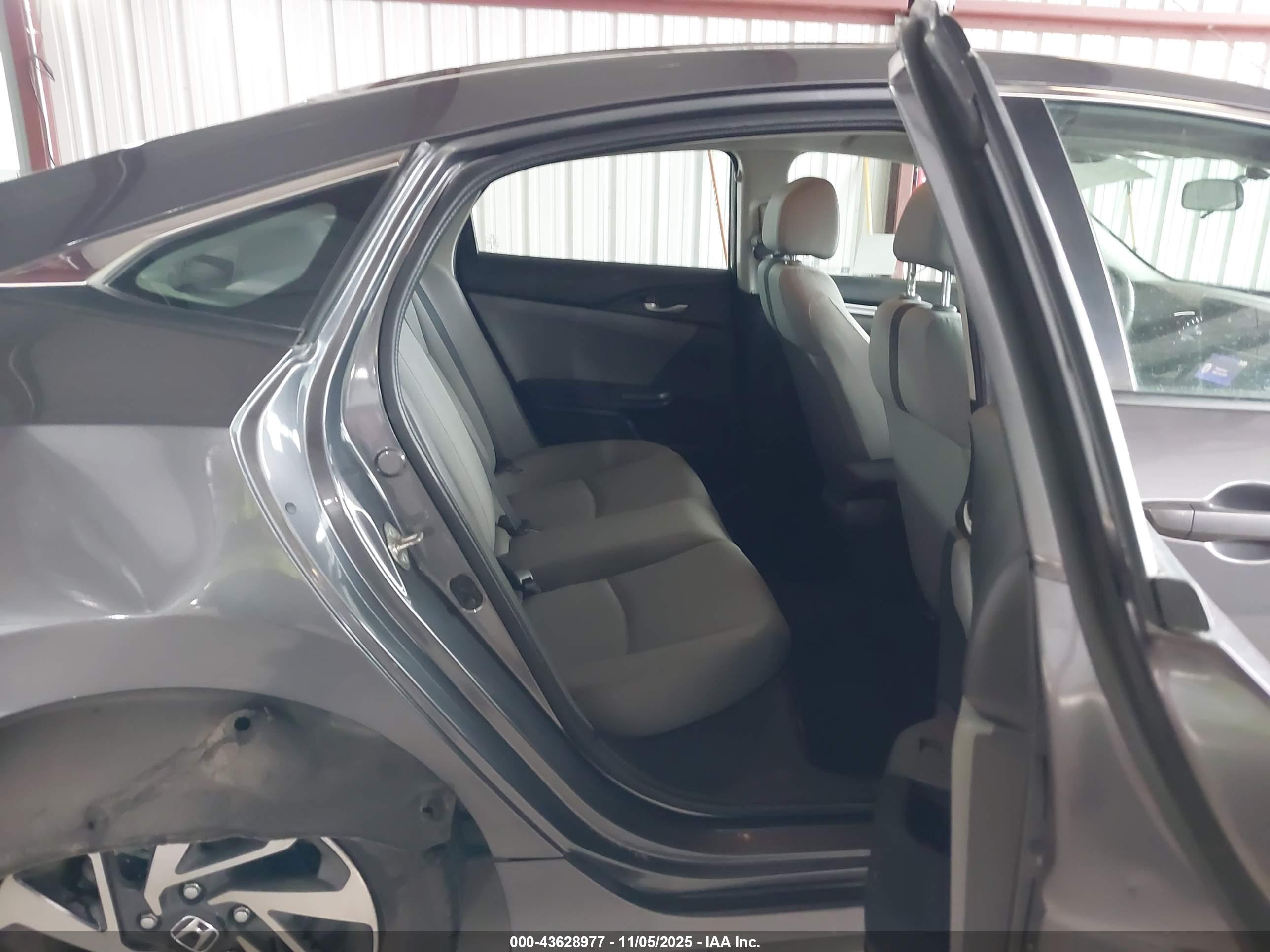 HONDA CIVIC image 8