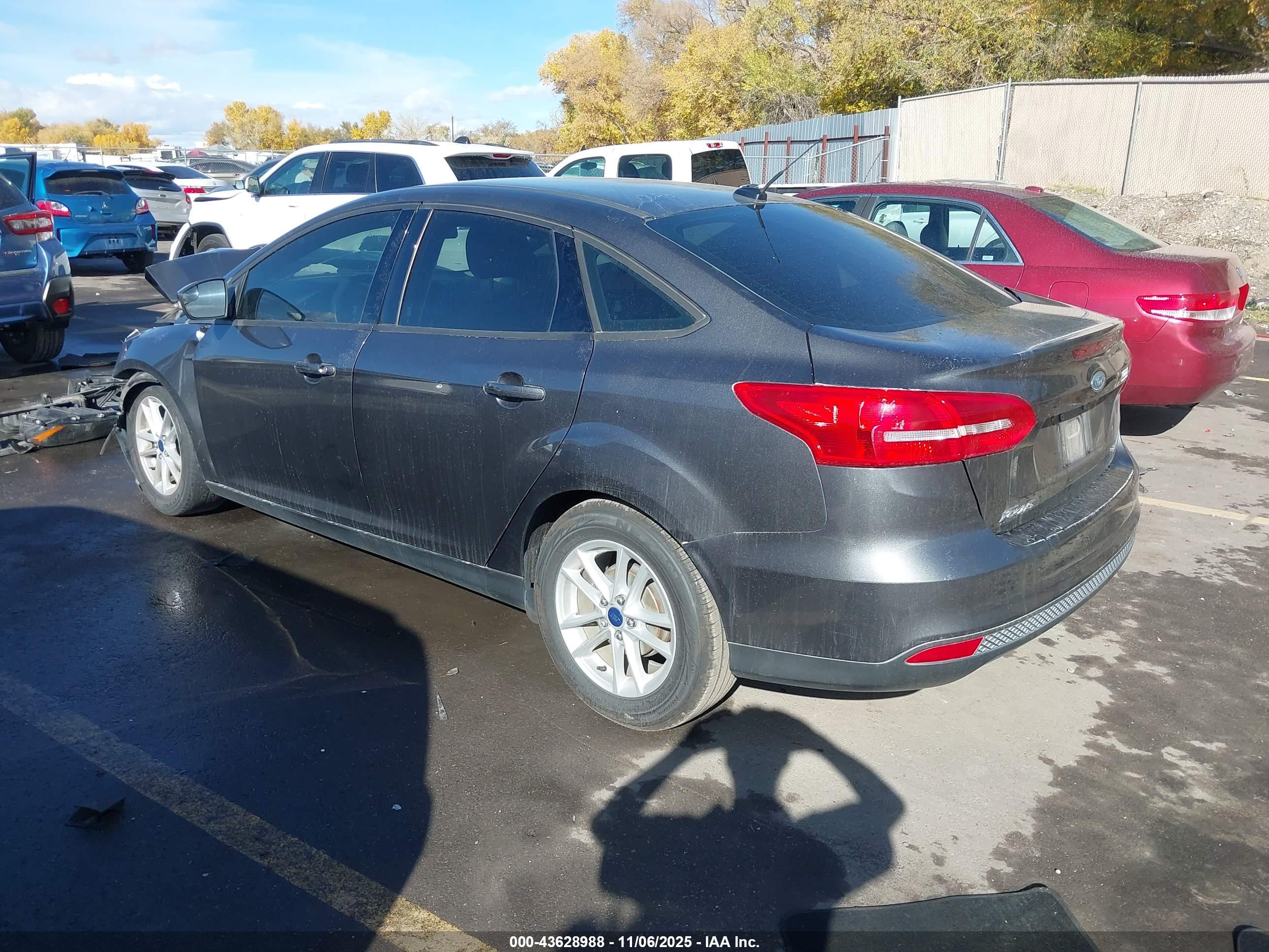FORD FOCUS image 3
