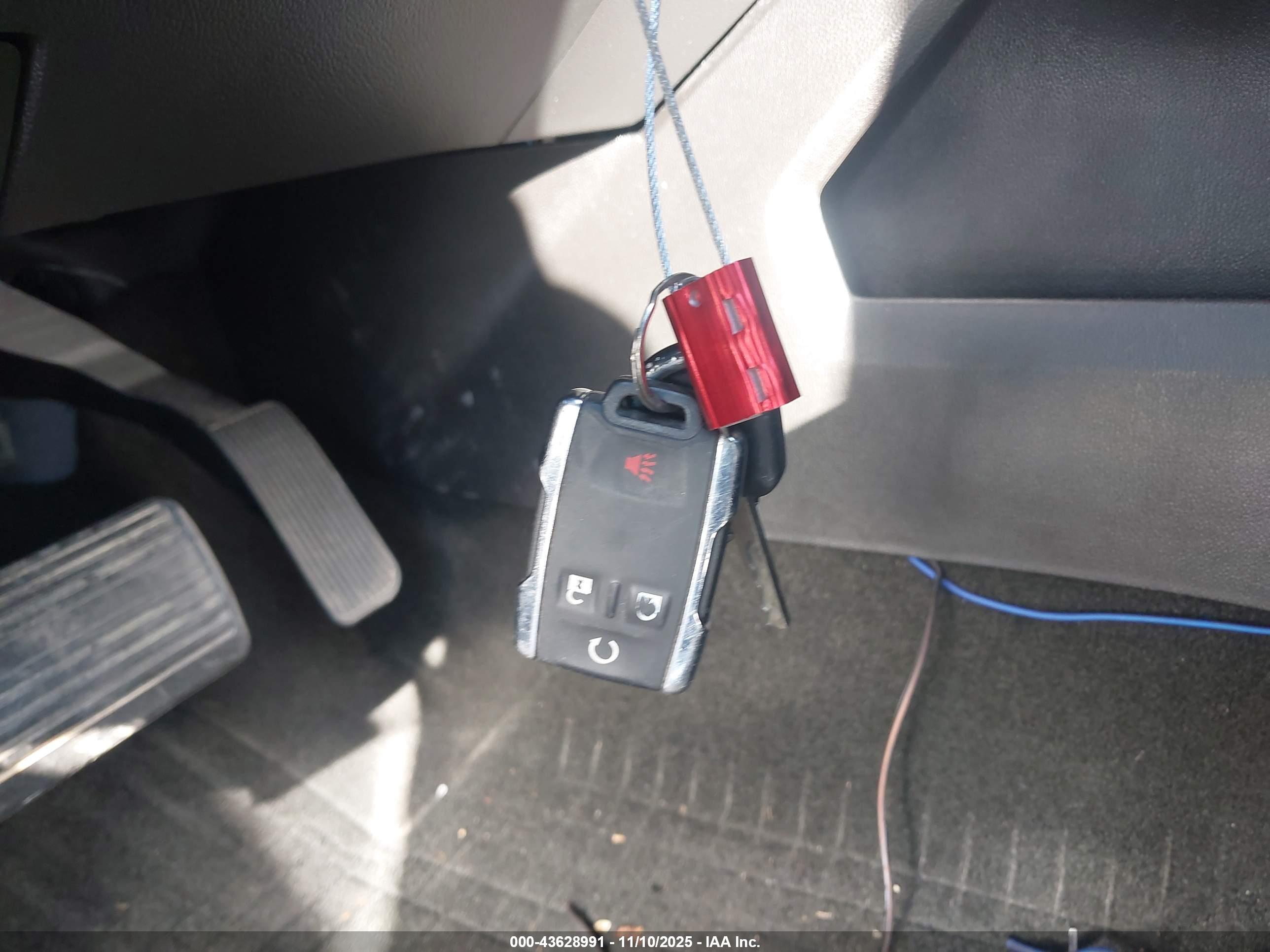 GMC SIERRA image 11
