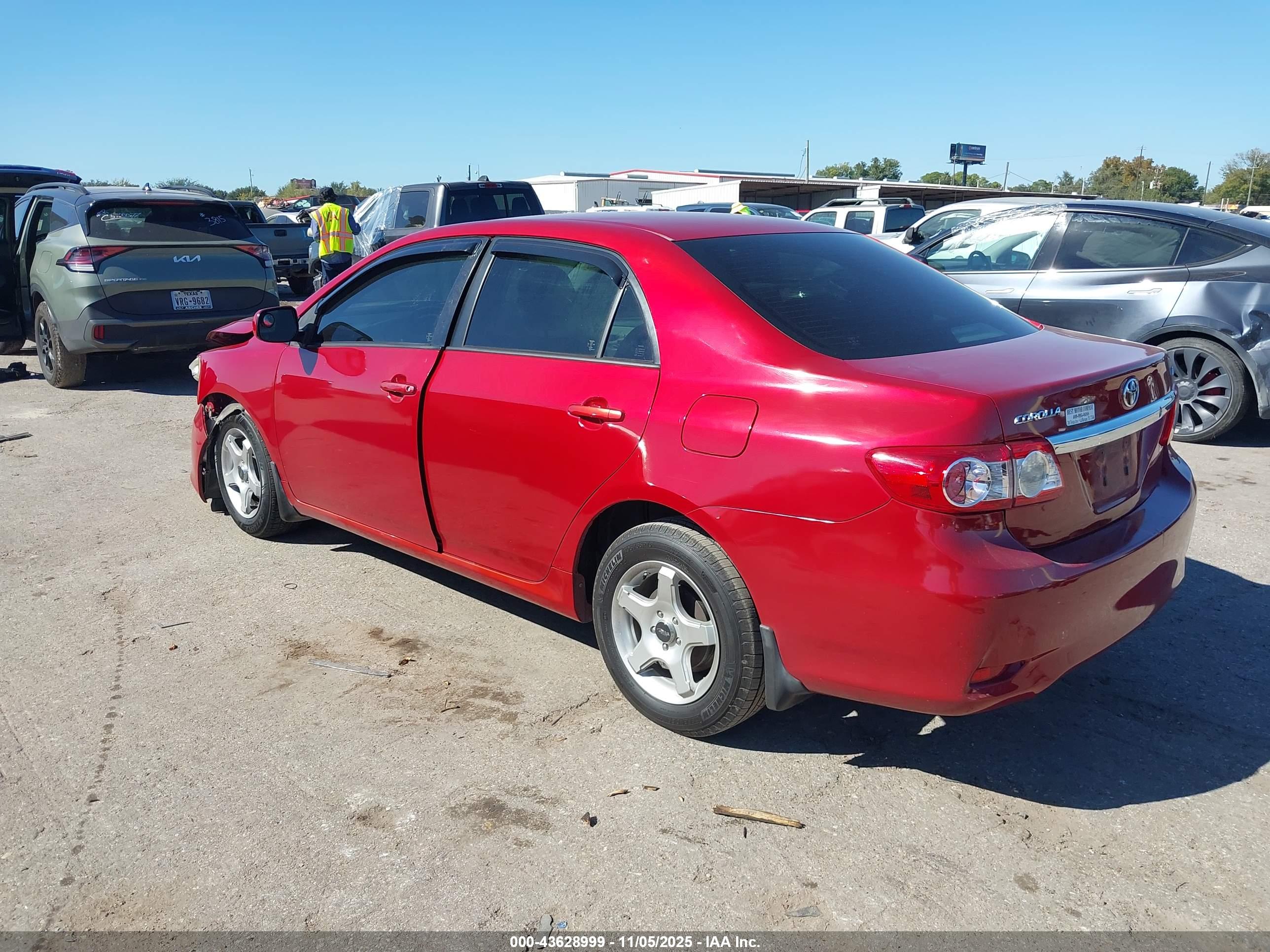 TOYOTA COROLLA image 3