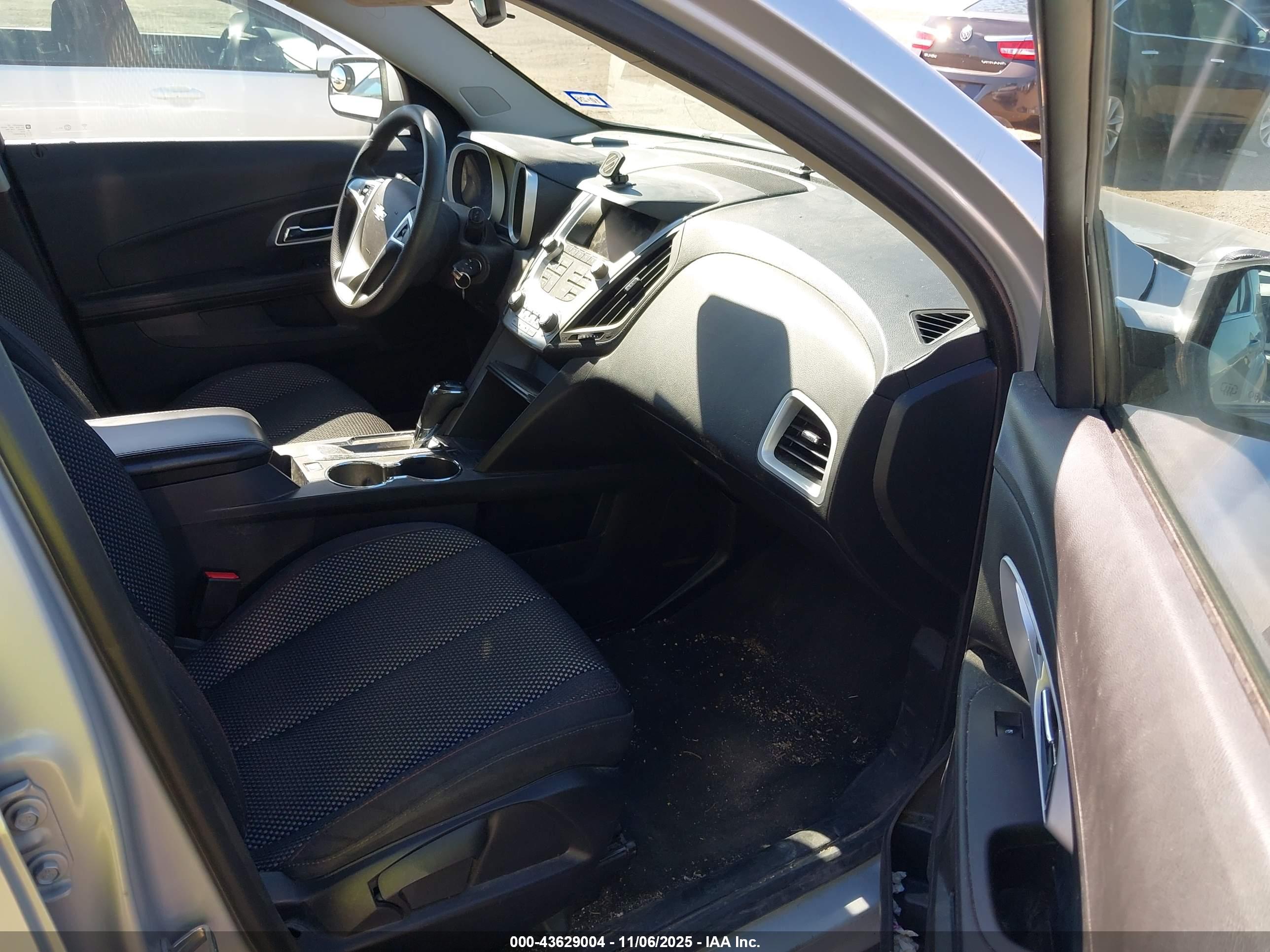 CHEVROLET EQUINOX image 5