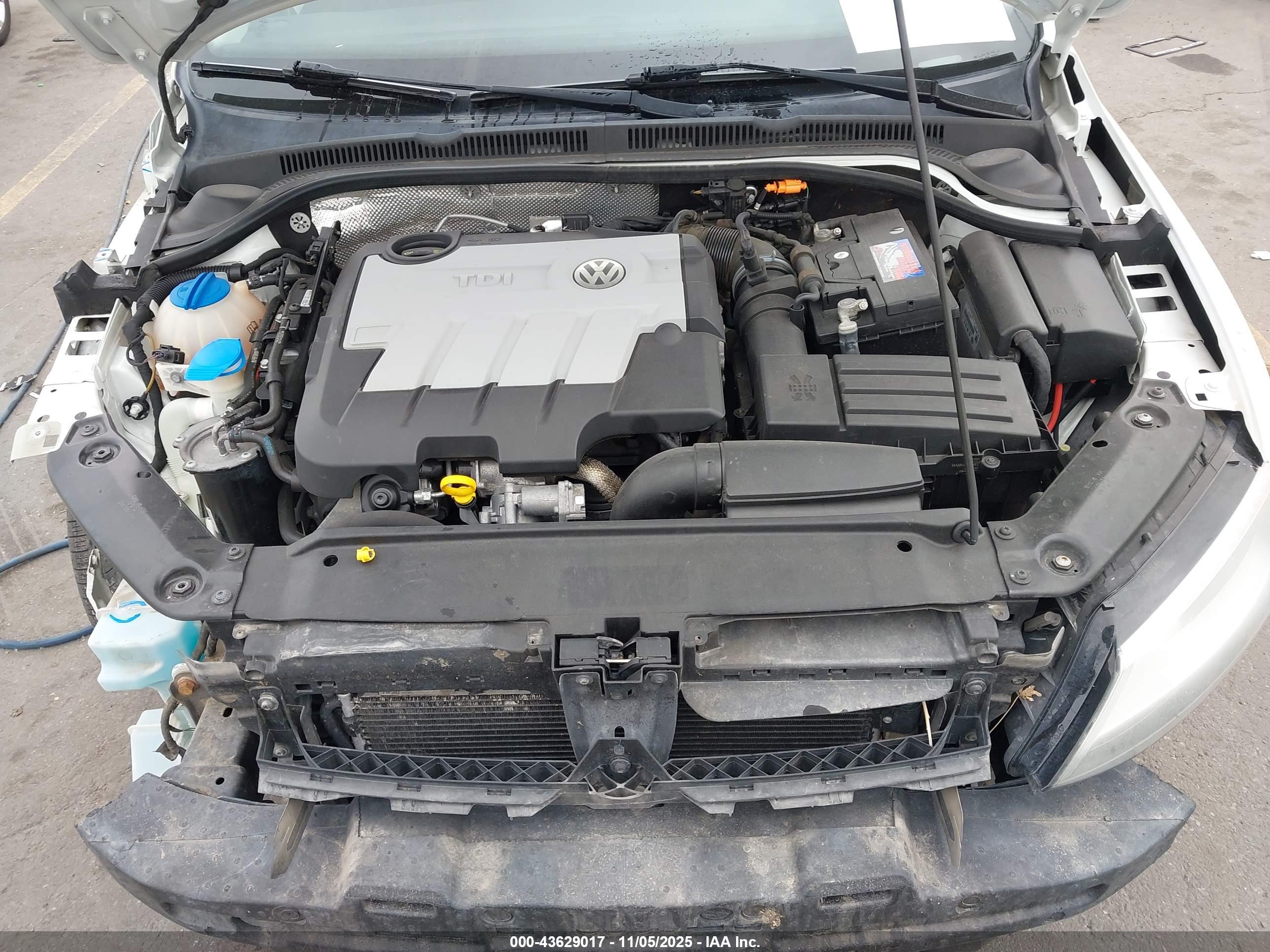 VOLKSWAGEN JETTA image 10