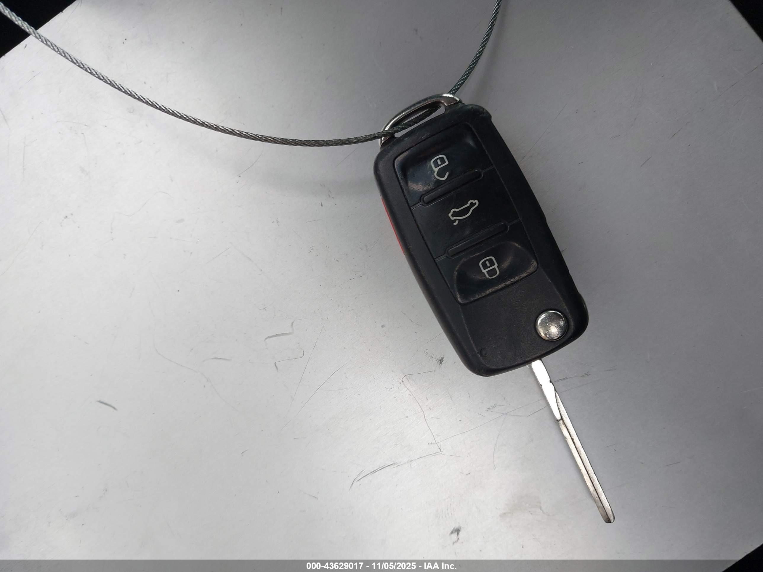 VOLKSWAGEN JETTA image 11