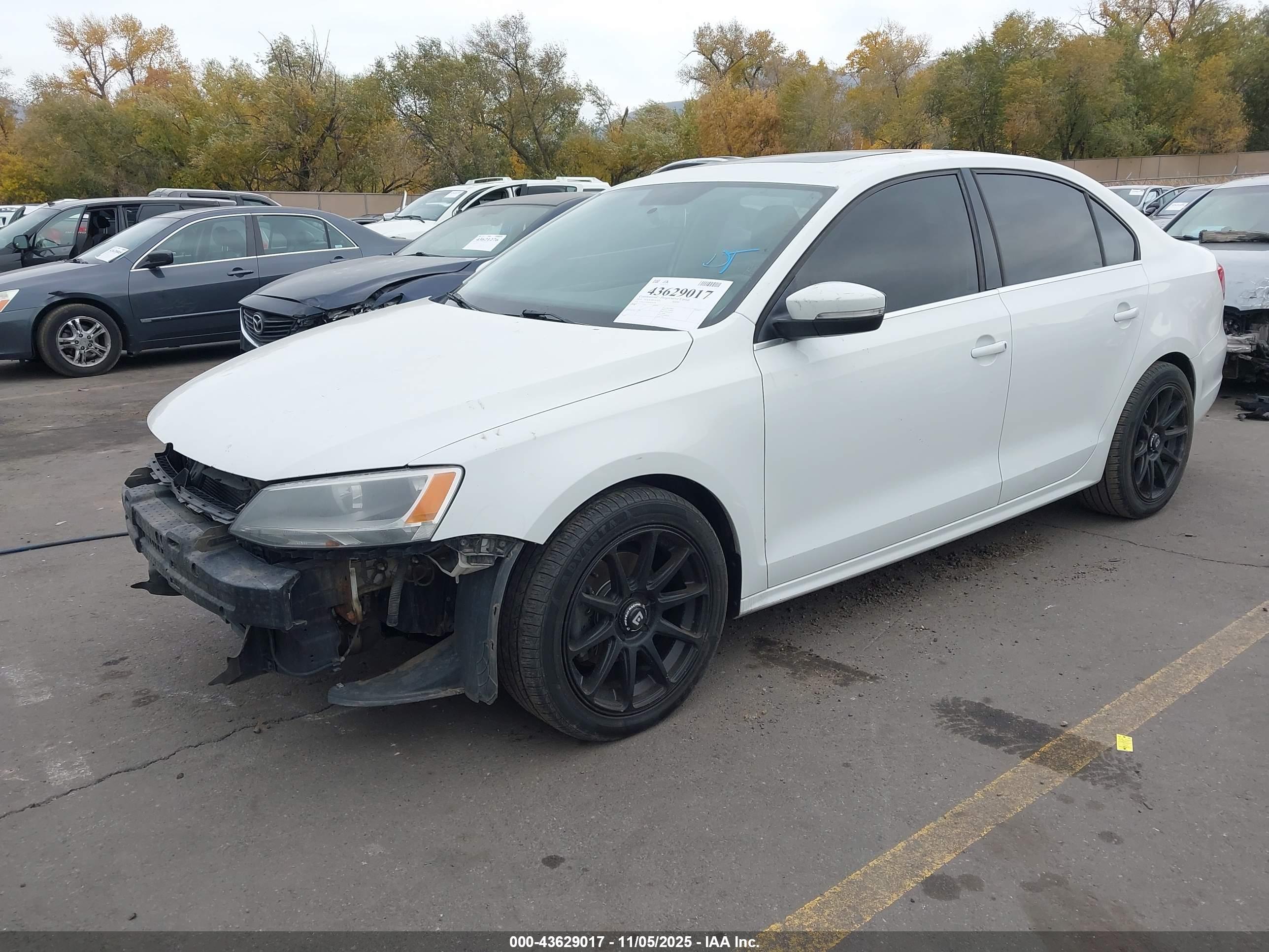VOLKSWAGEN JETTA image 2