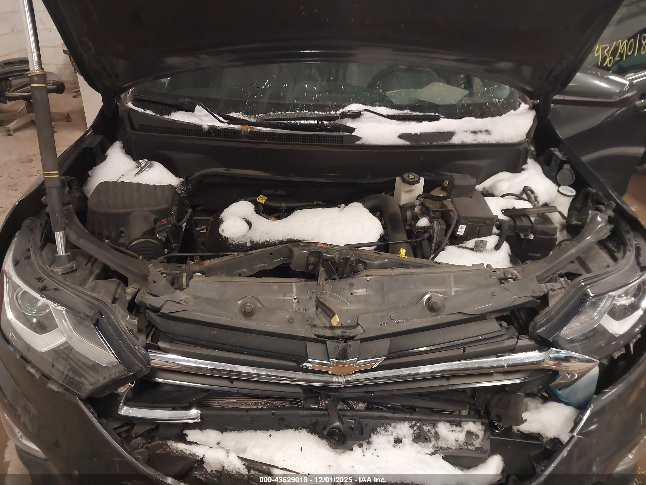 CHEVROLET EQUINOX image 10
