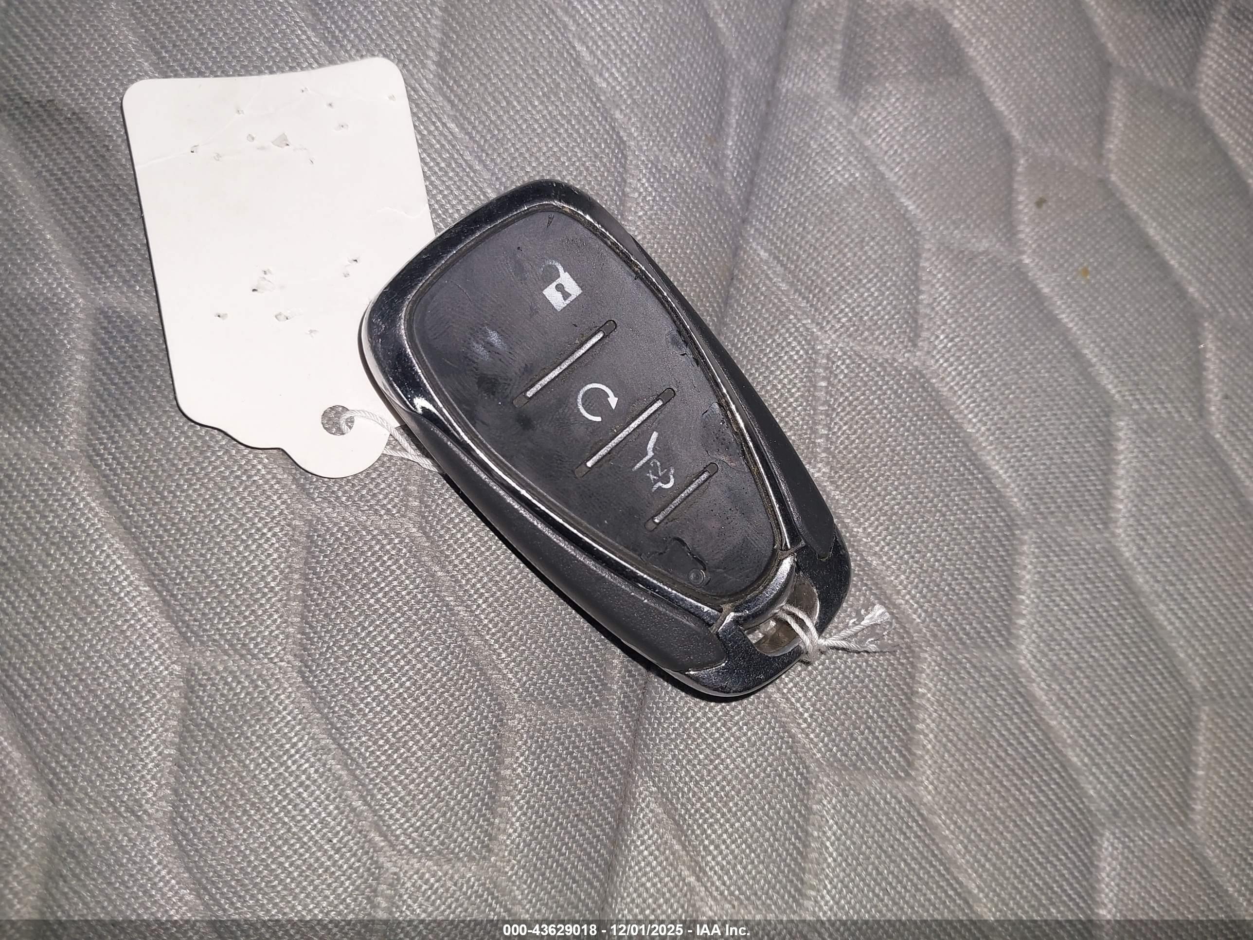 CHEVROLET EQUINOX image 11