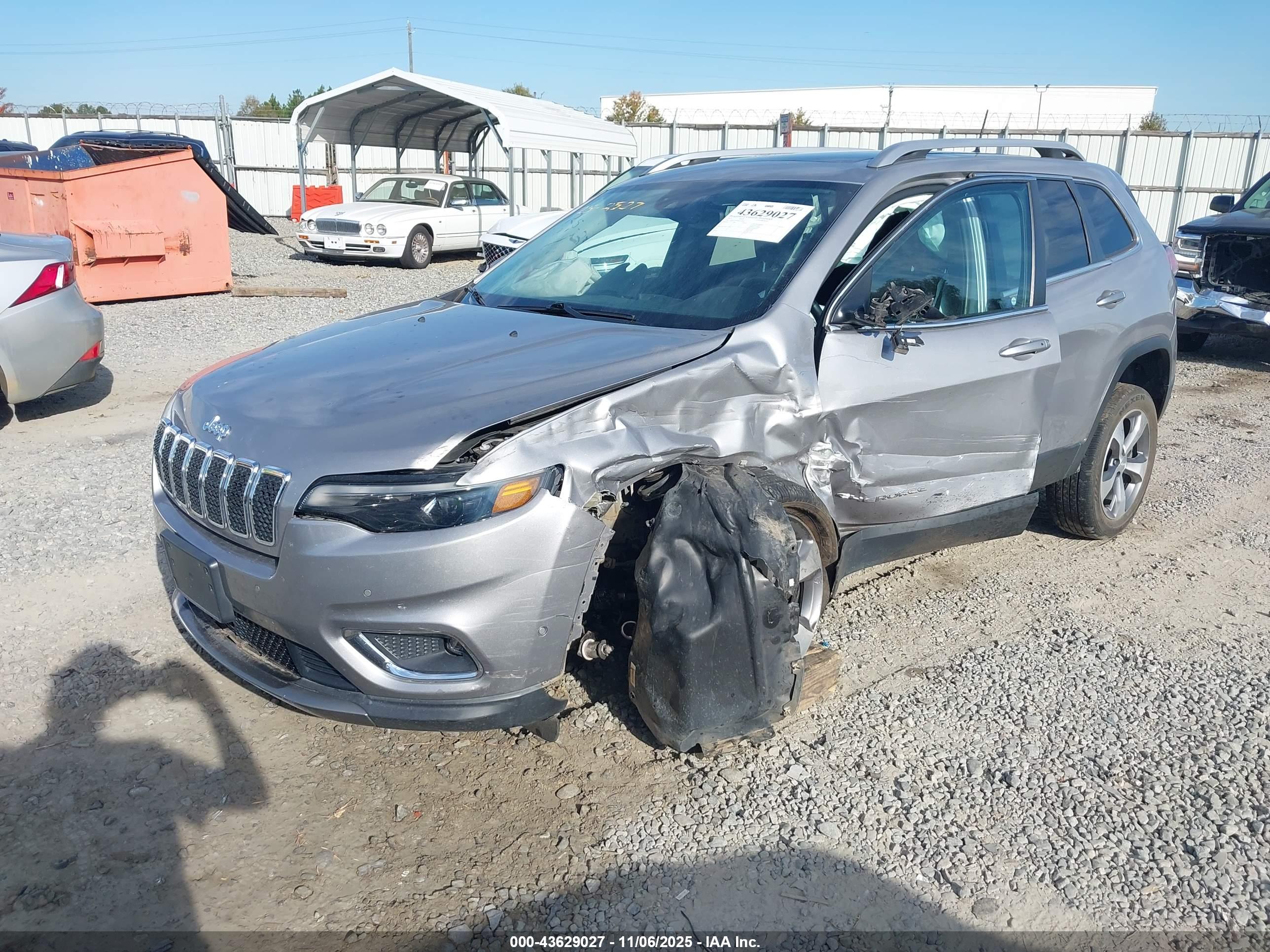 JEEP CHEROKEE image 2