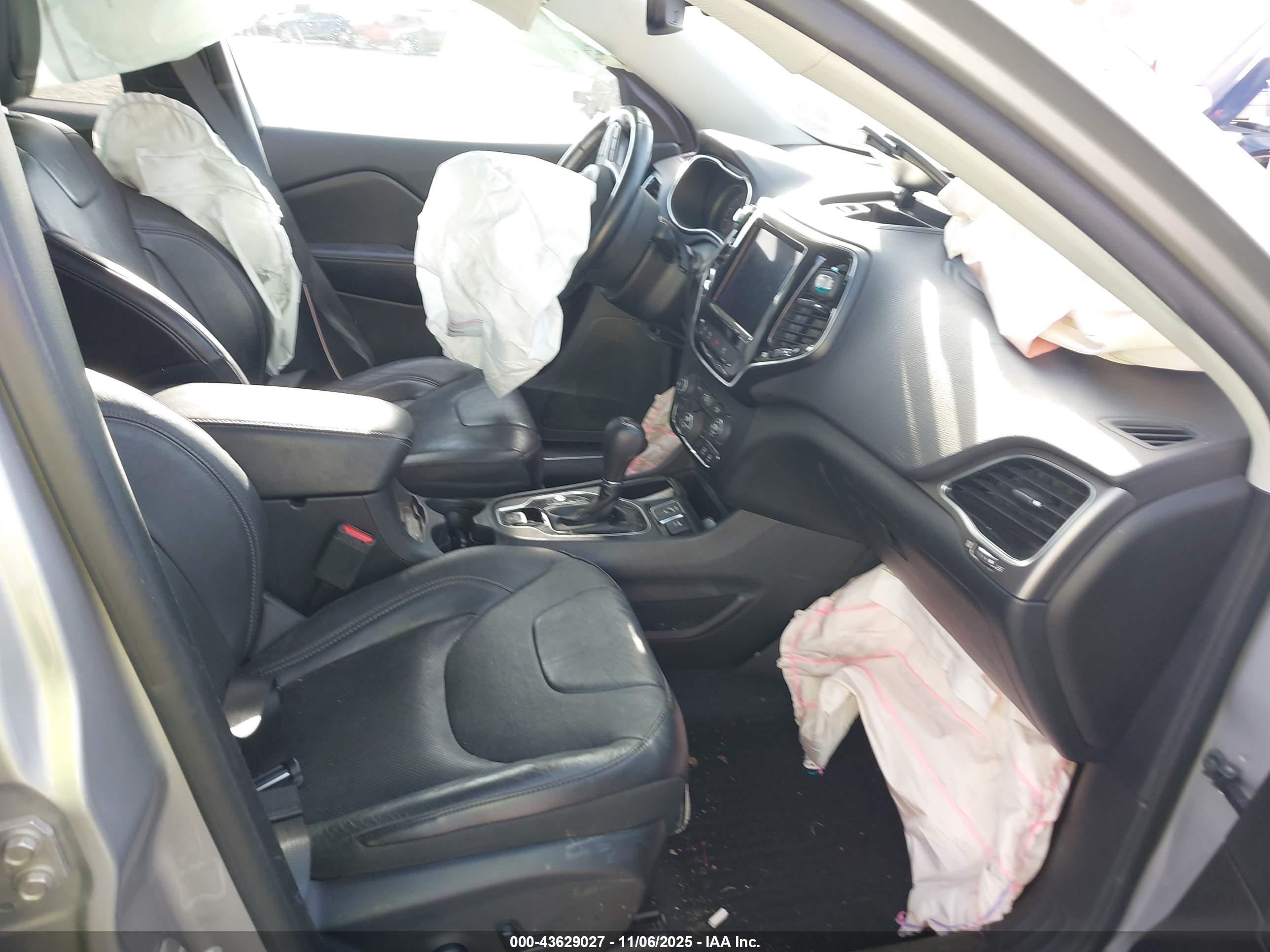 JEEP CHEROKEE image 5