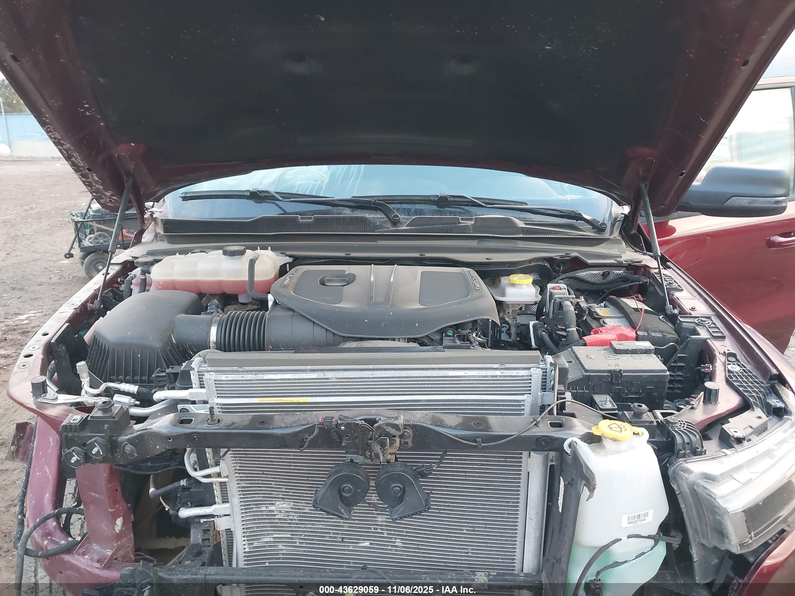 RAM 1500 image 10