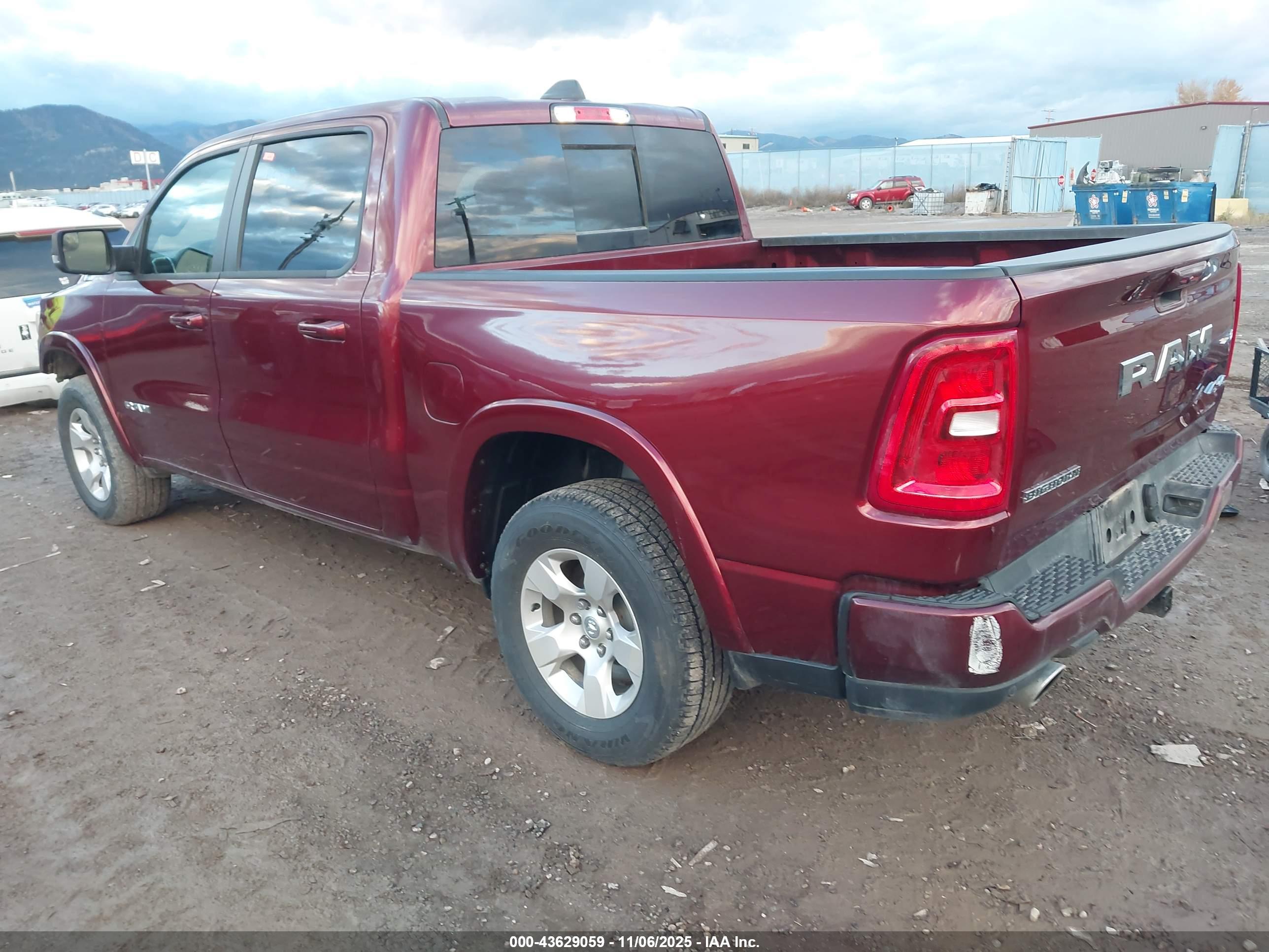 RAM 1500 image 3