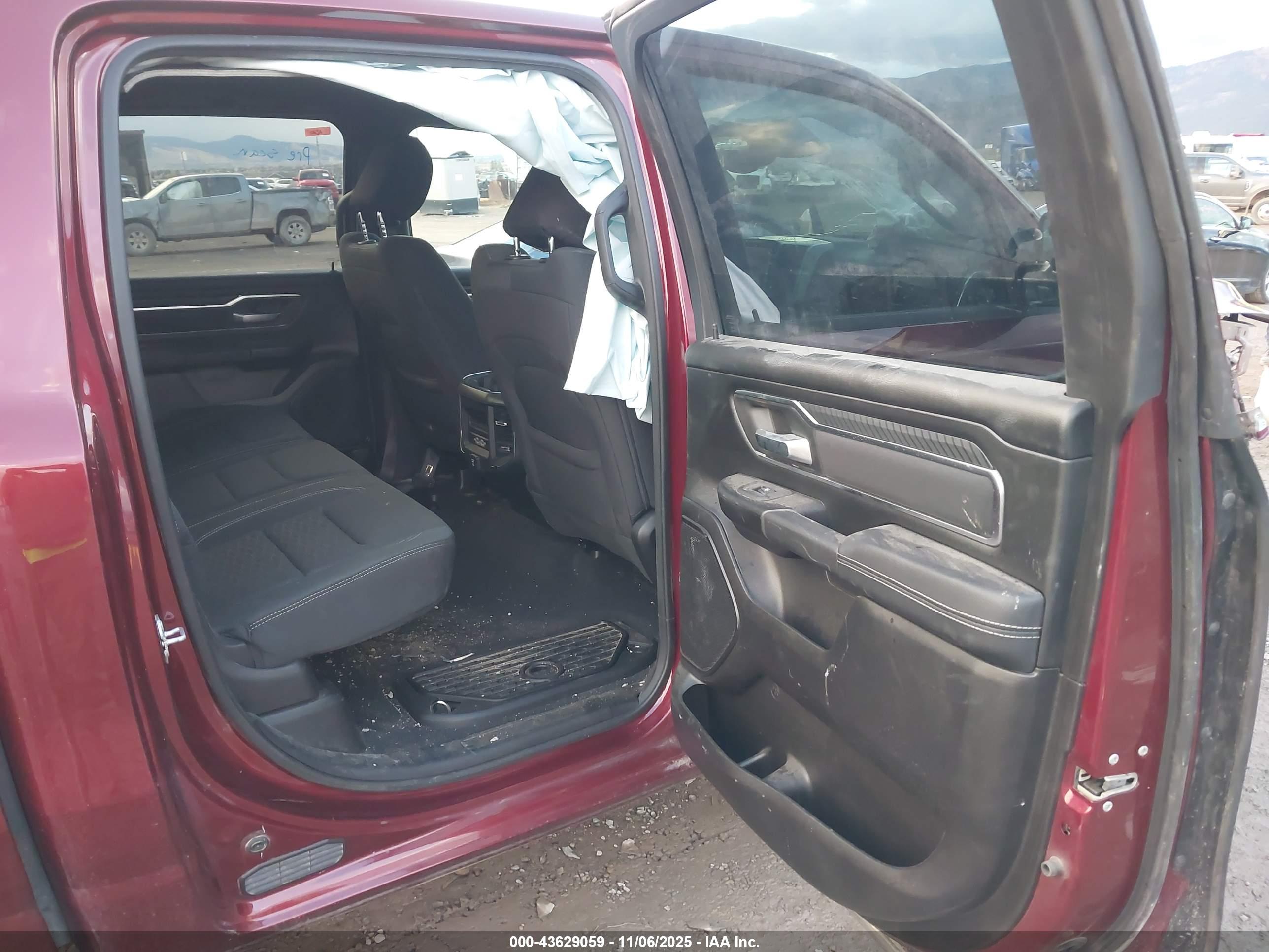 RAM 1500 image 8