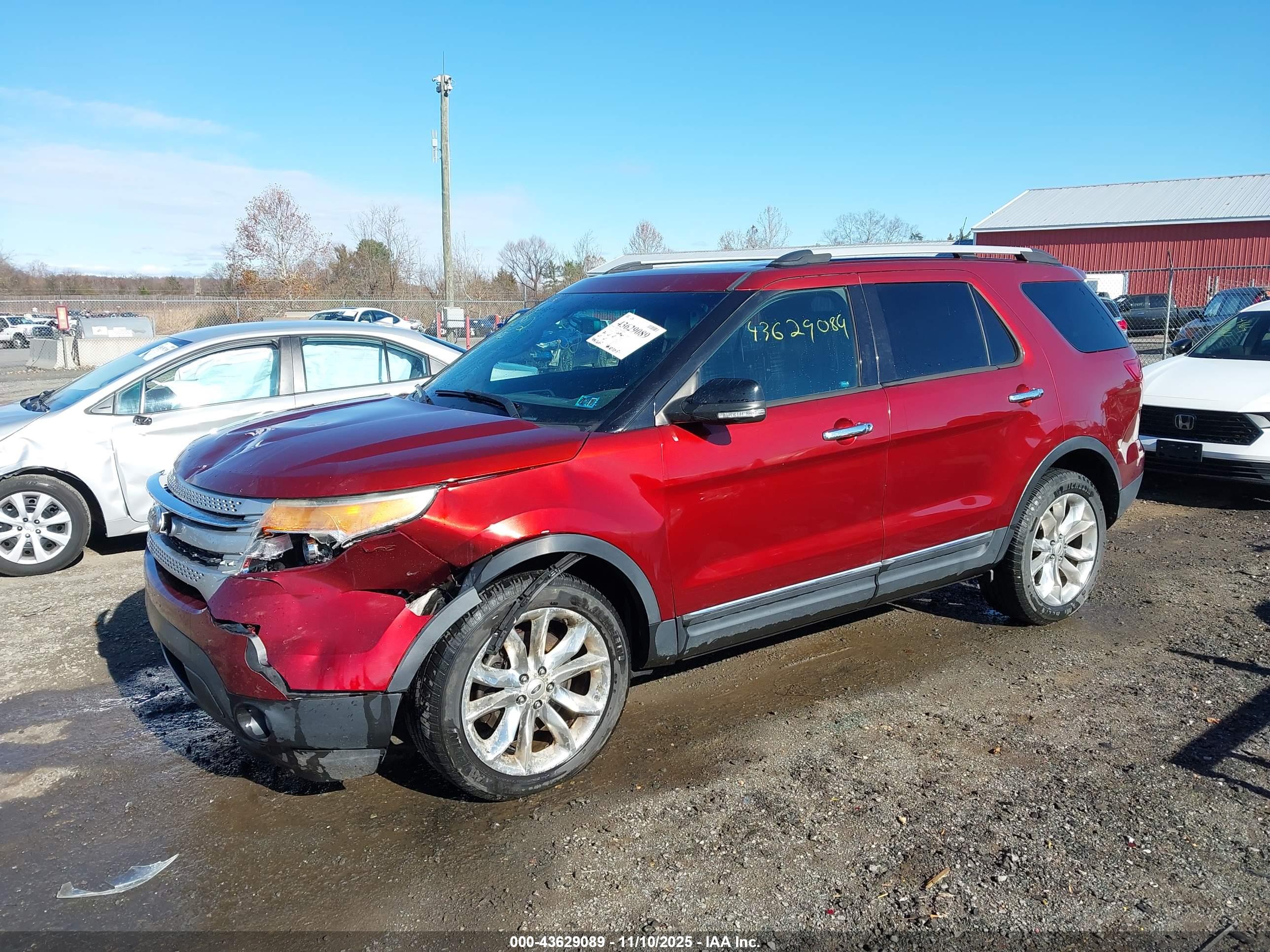 FORD EXPLORER image 2