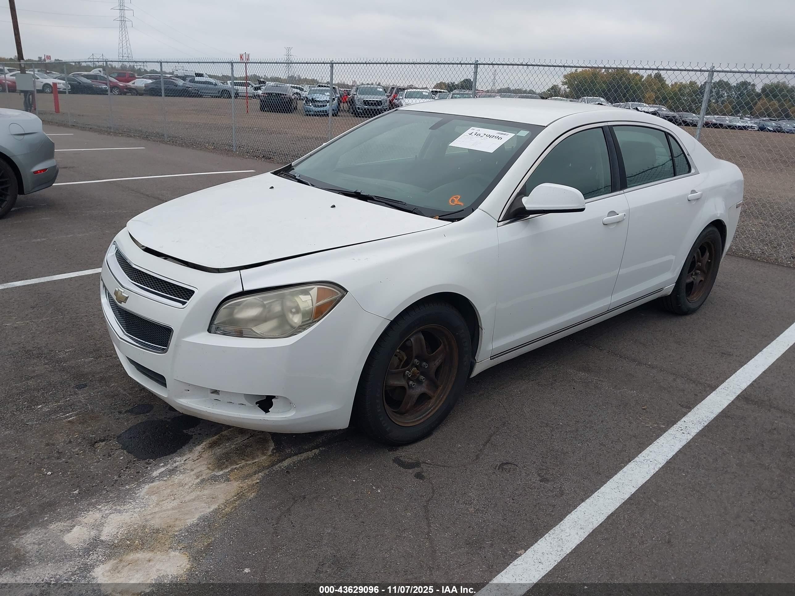 CHEVROLET MALIBU image 2