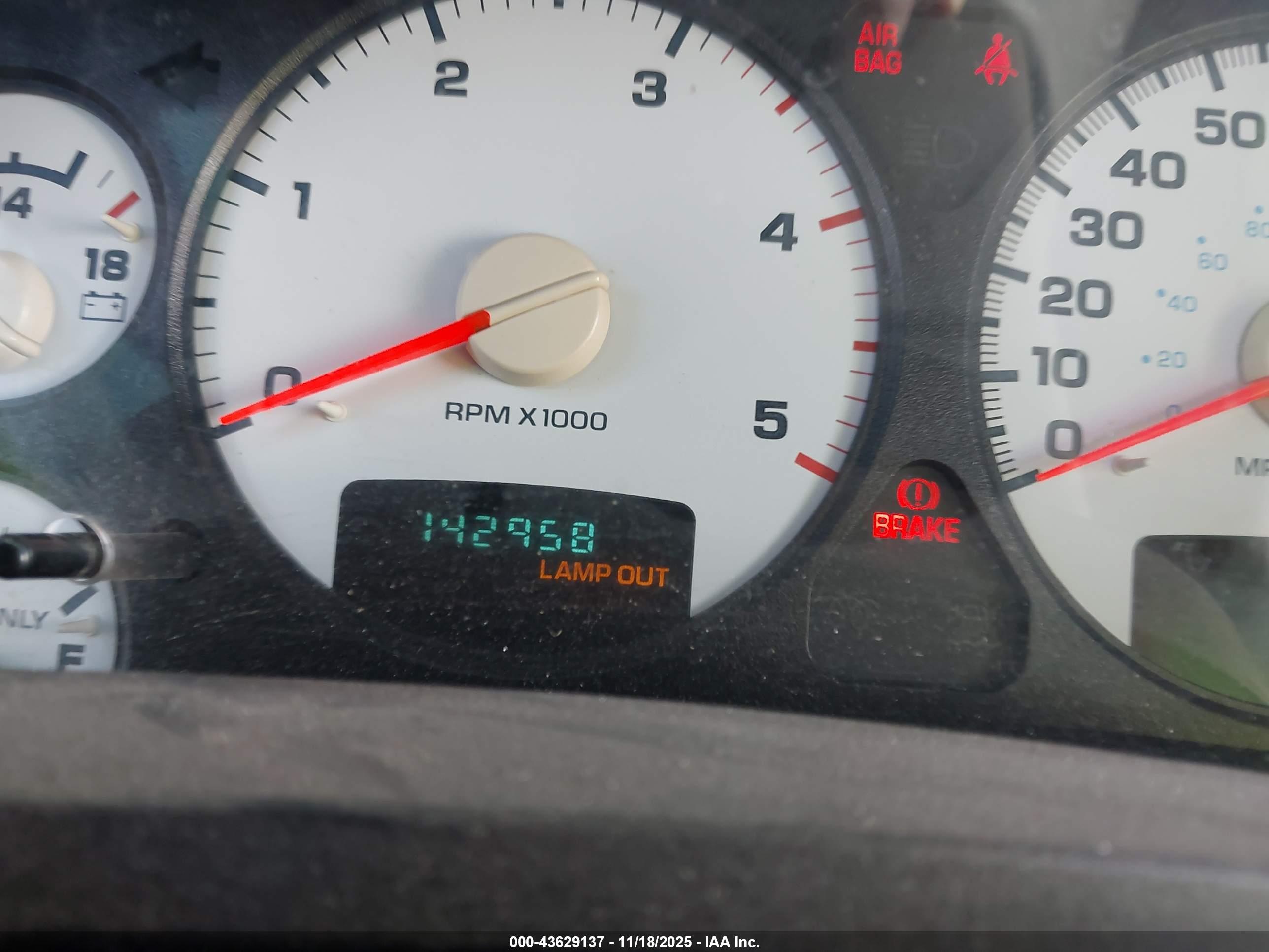 DODGE RAM image 6