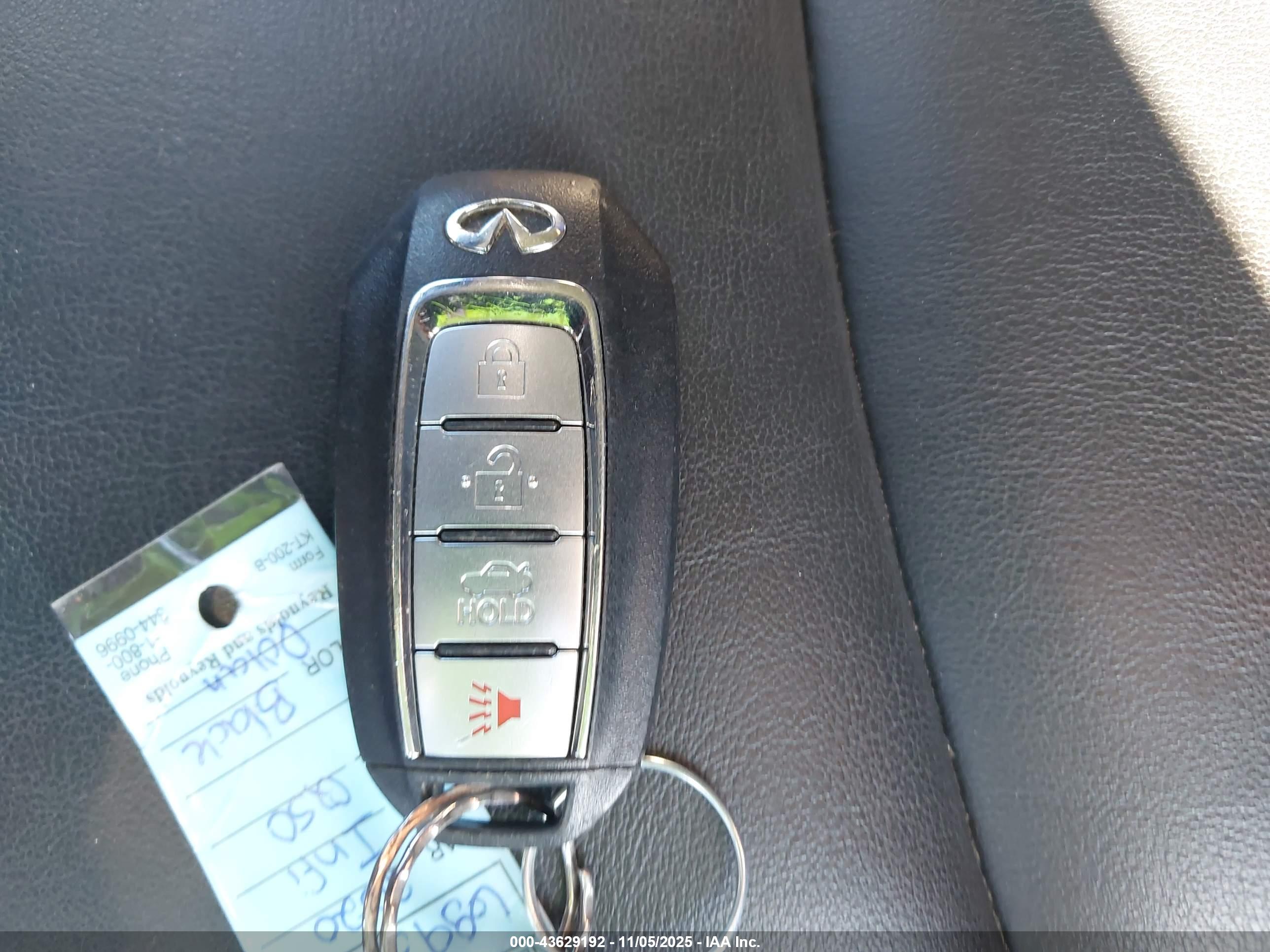 INFINITI Q50 image 11