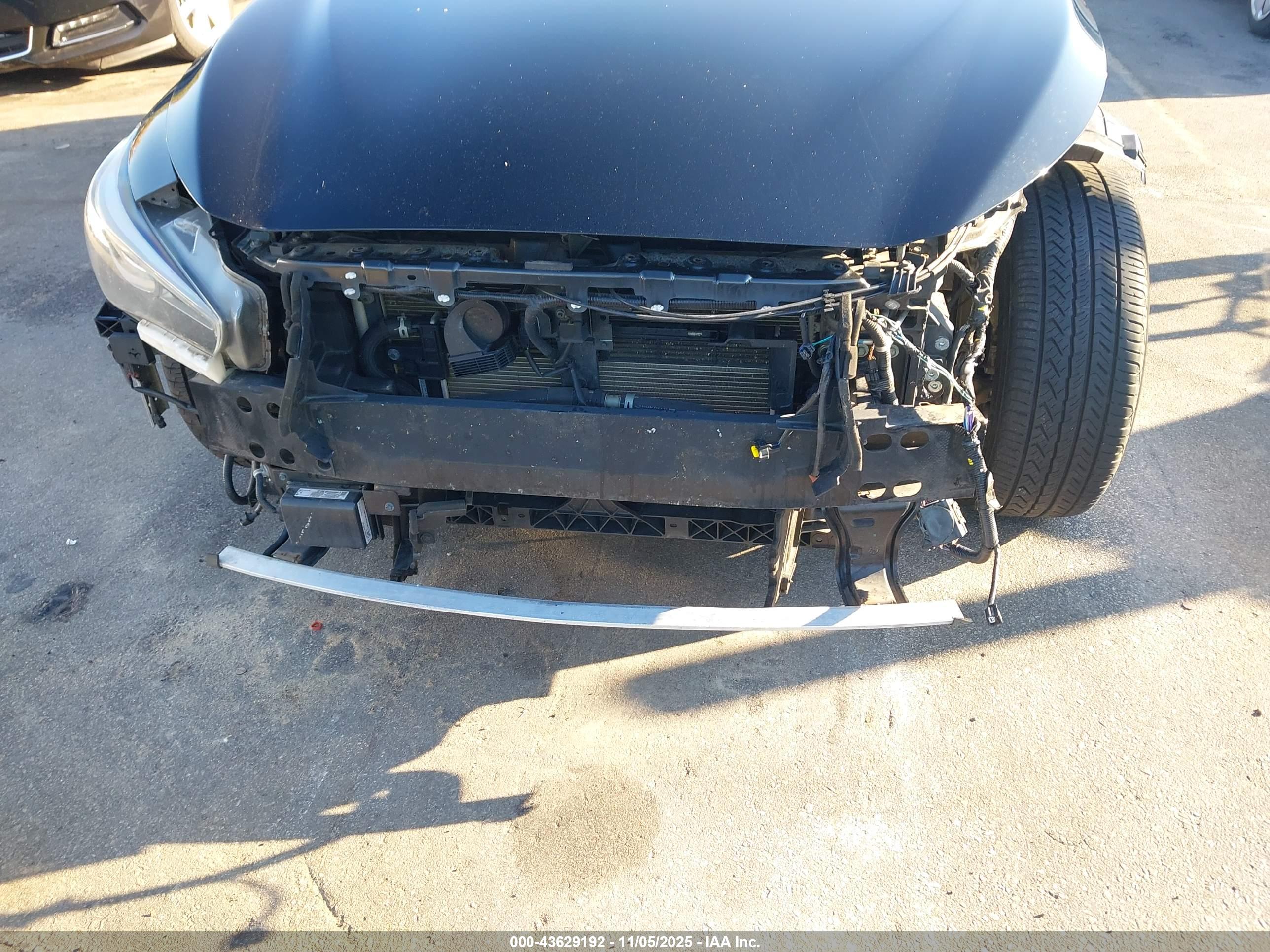 INFINITI Q50 image 6