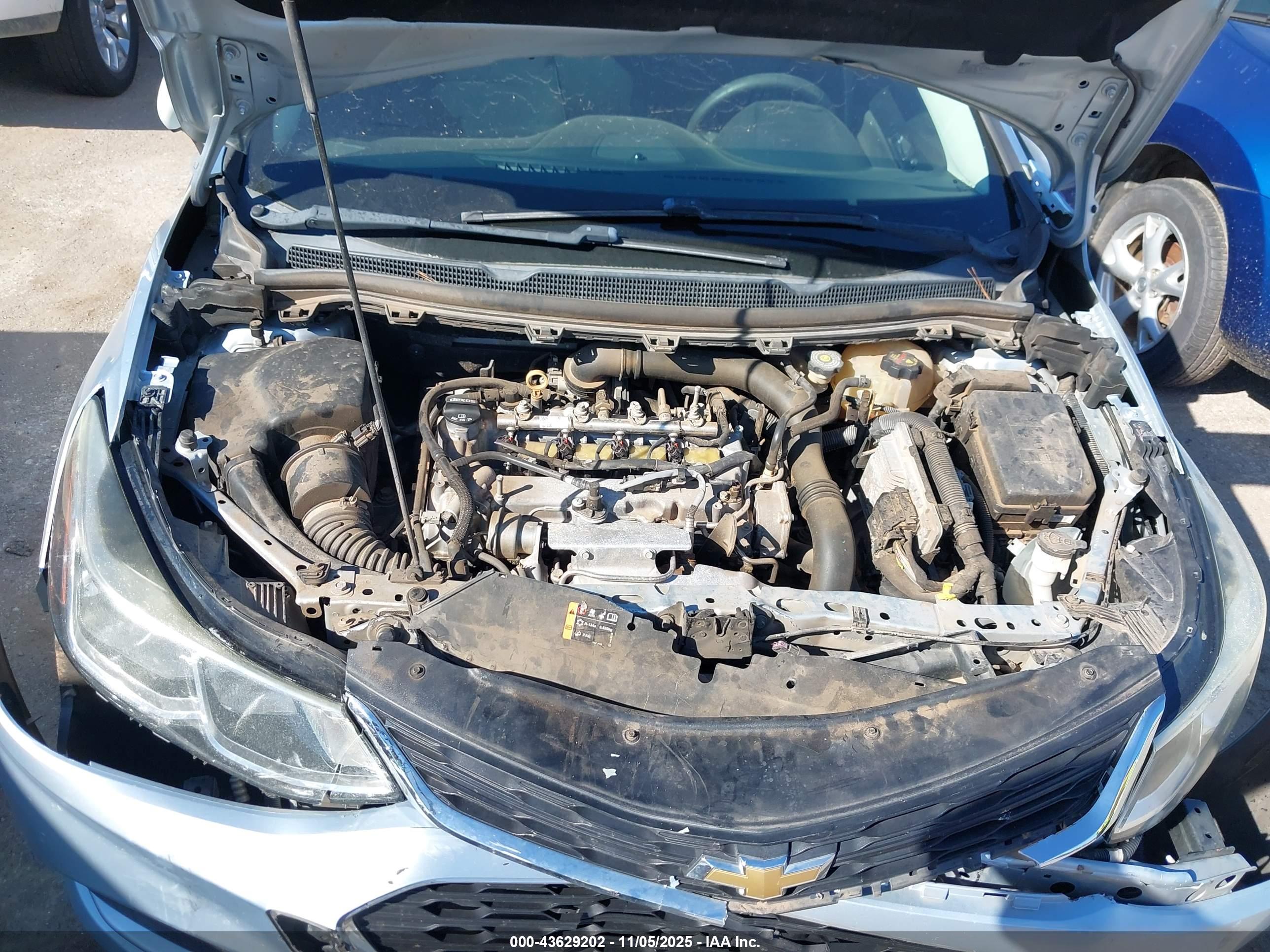 CHEVROLET CRUZE image 10