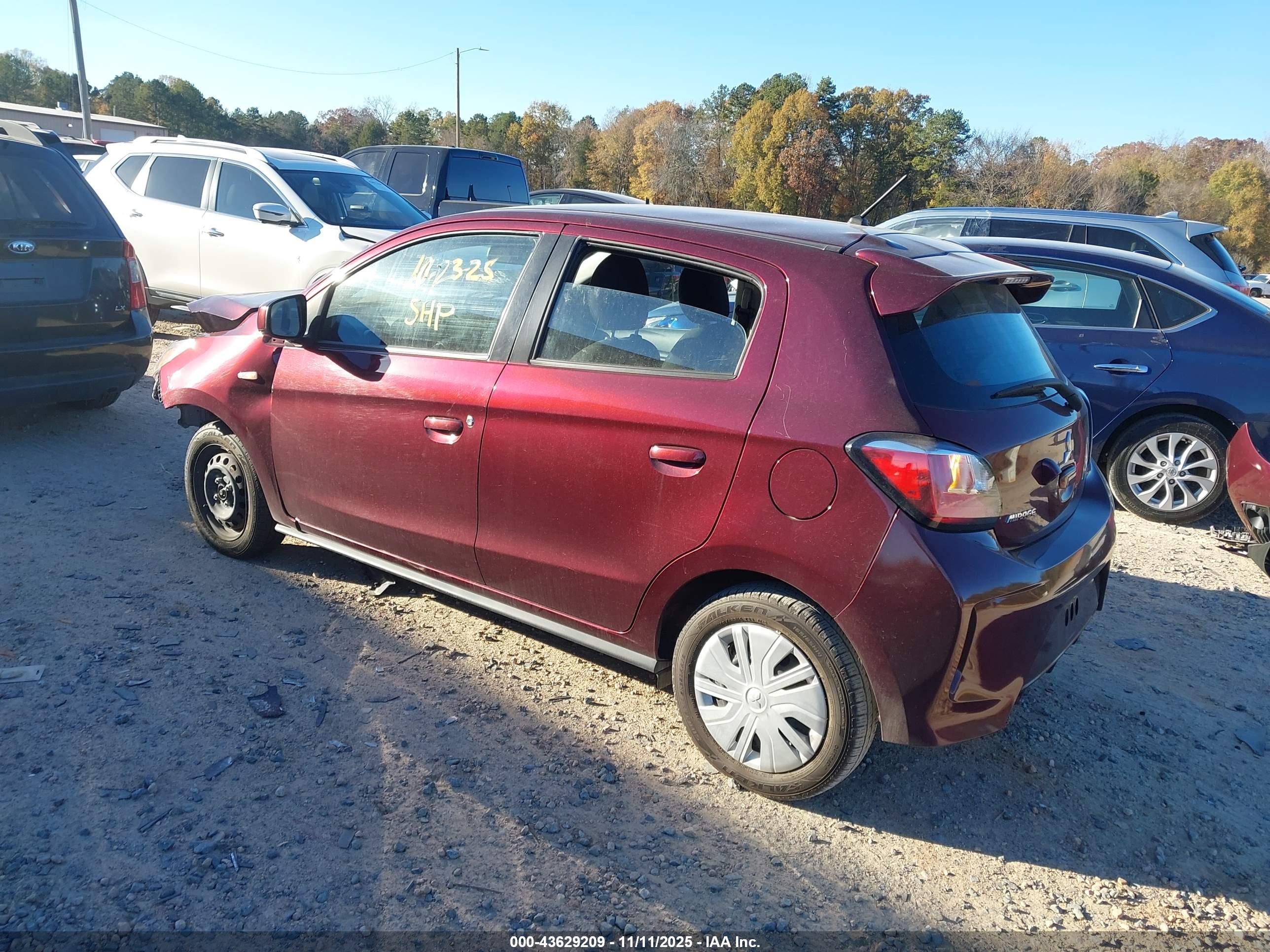 MITSUBISHI MIRAGE image 3