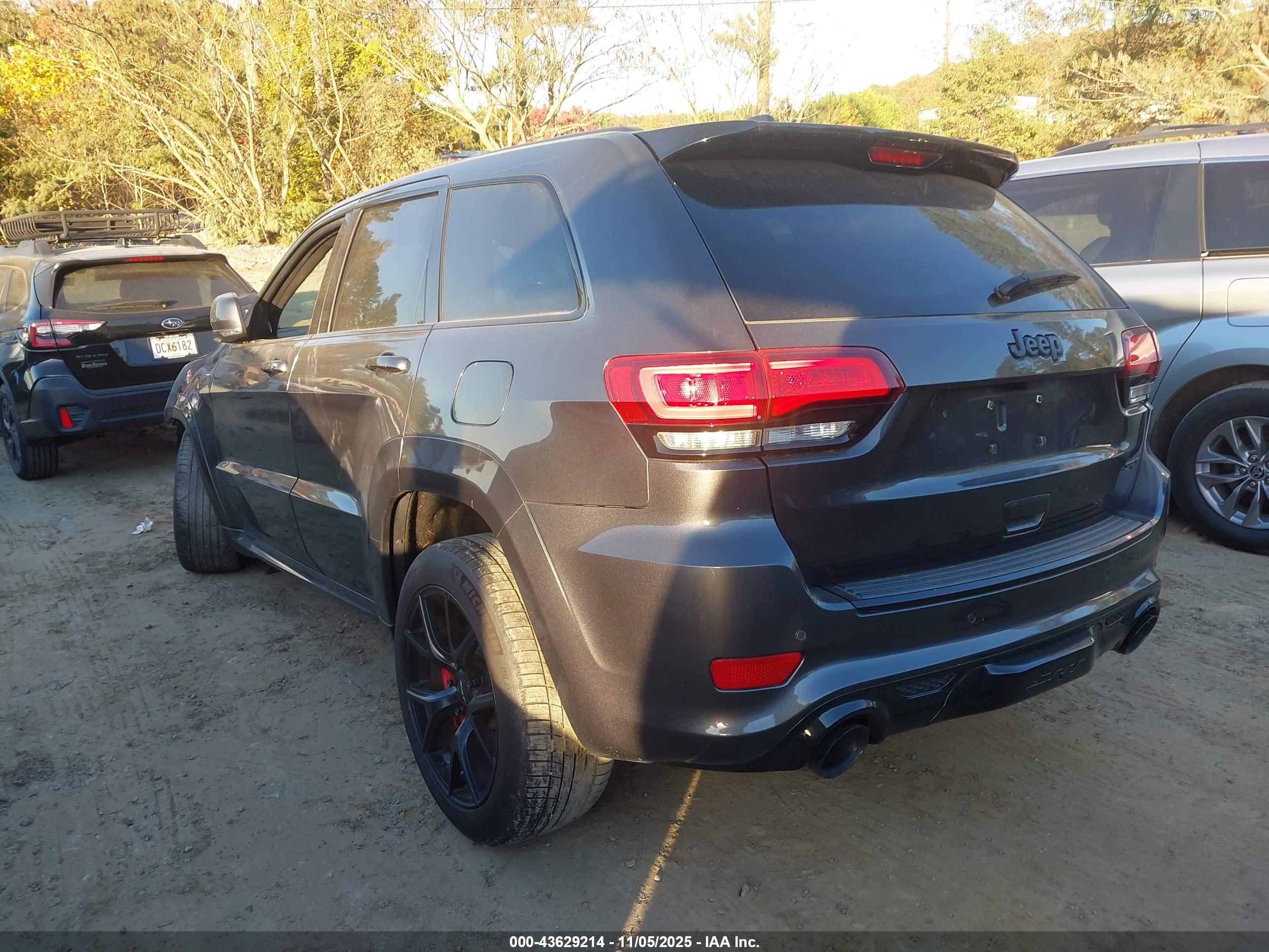 JEEP GRAND image 3