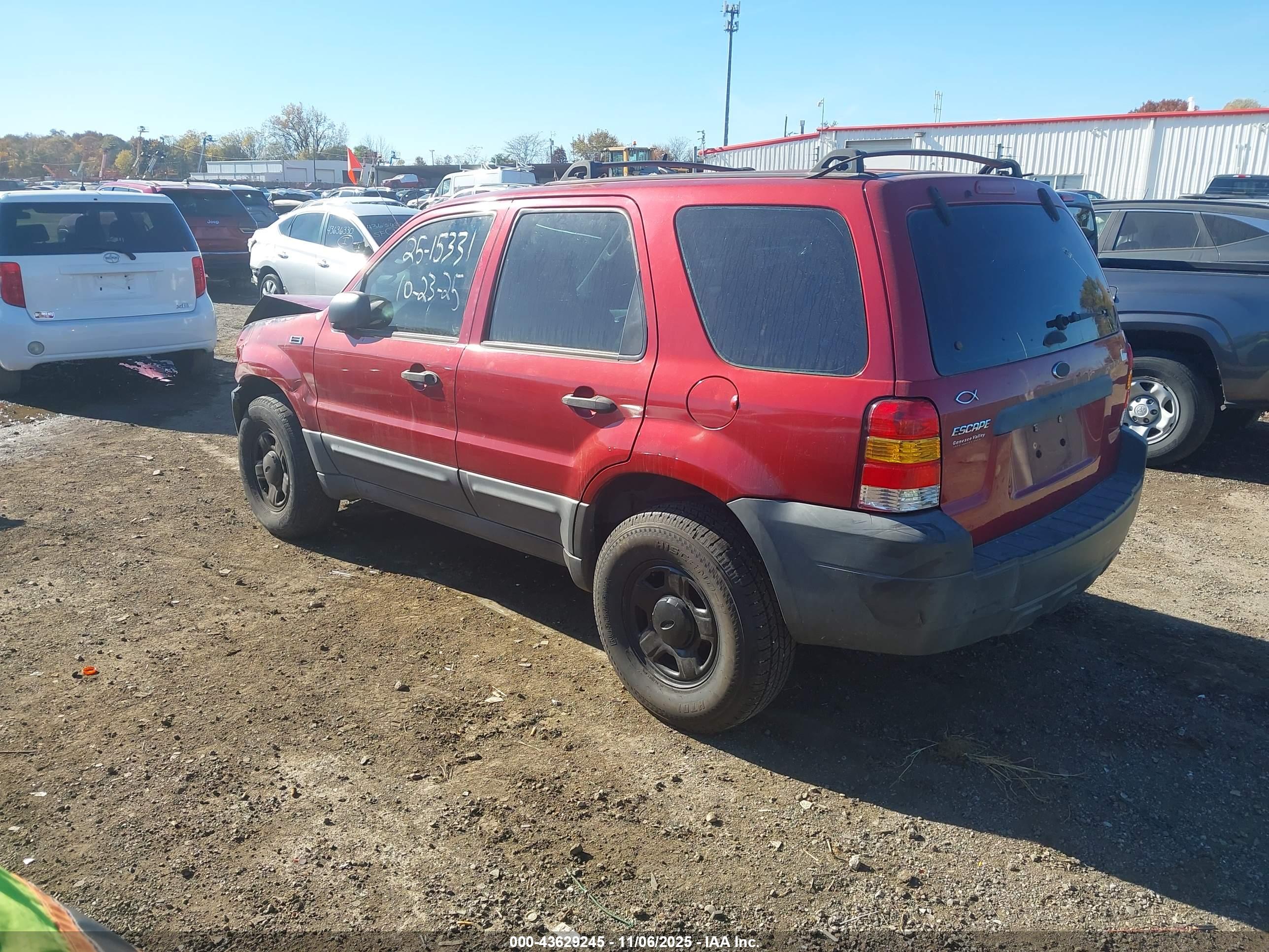 FORD ESCAPE image 3