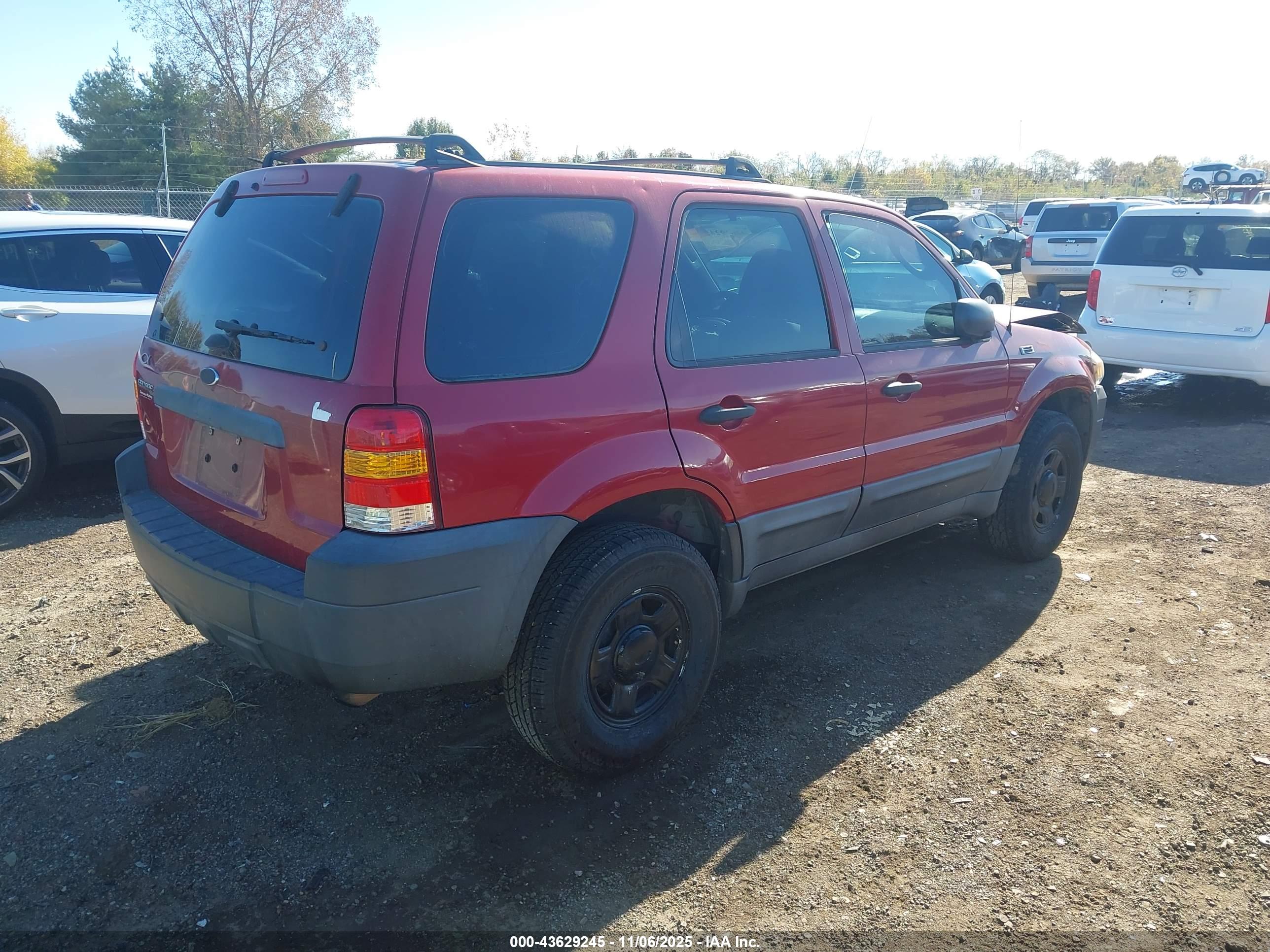 FORD ESCAPE image 4