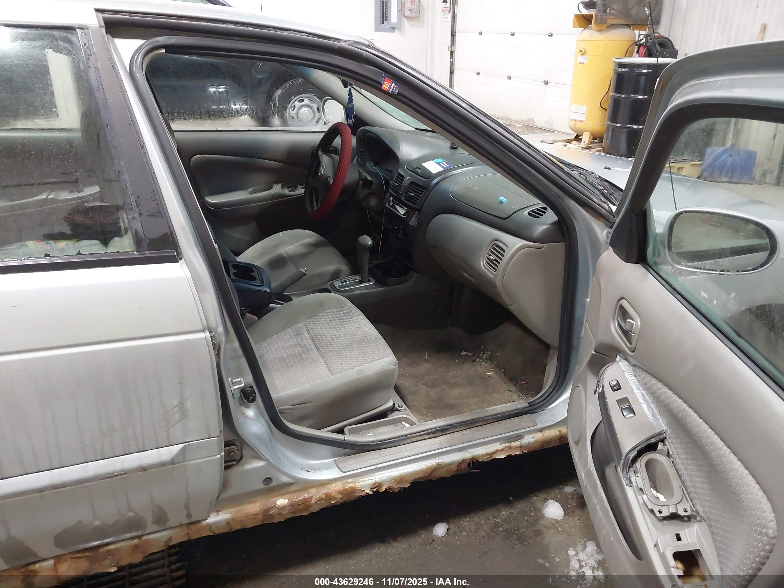 NISSAN SENTRA image 5