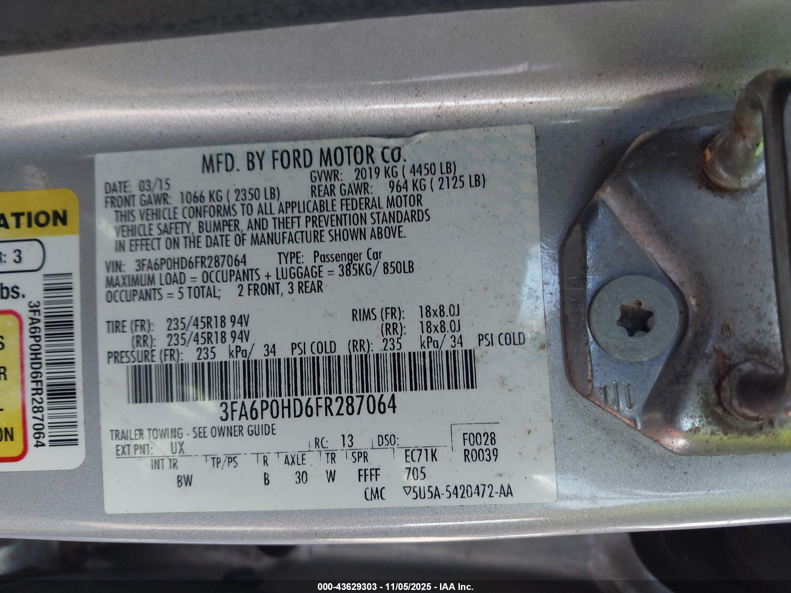 FORD FUSION image 9