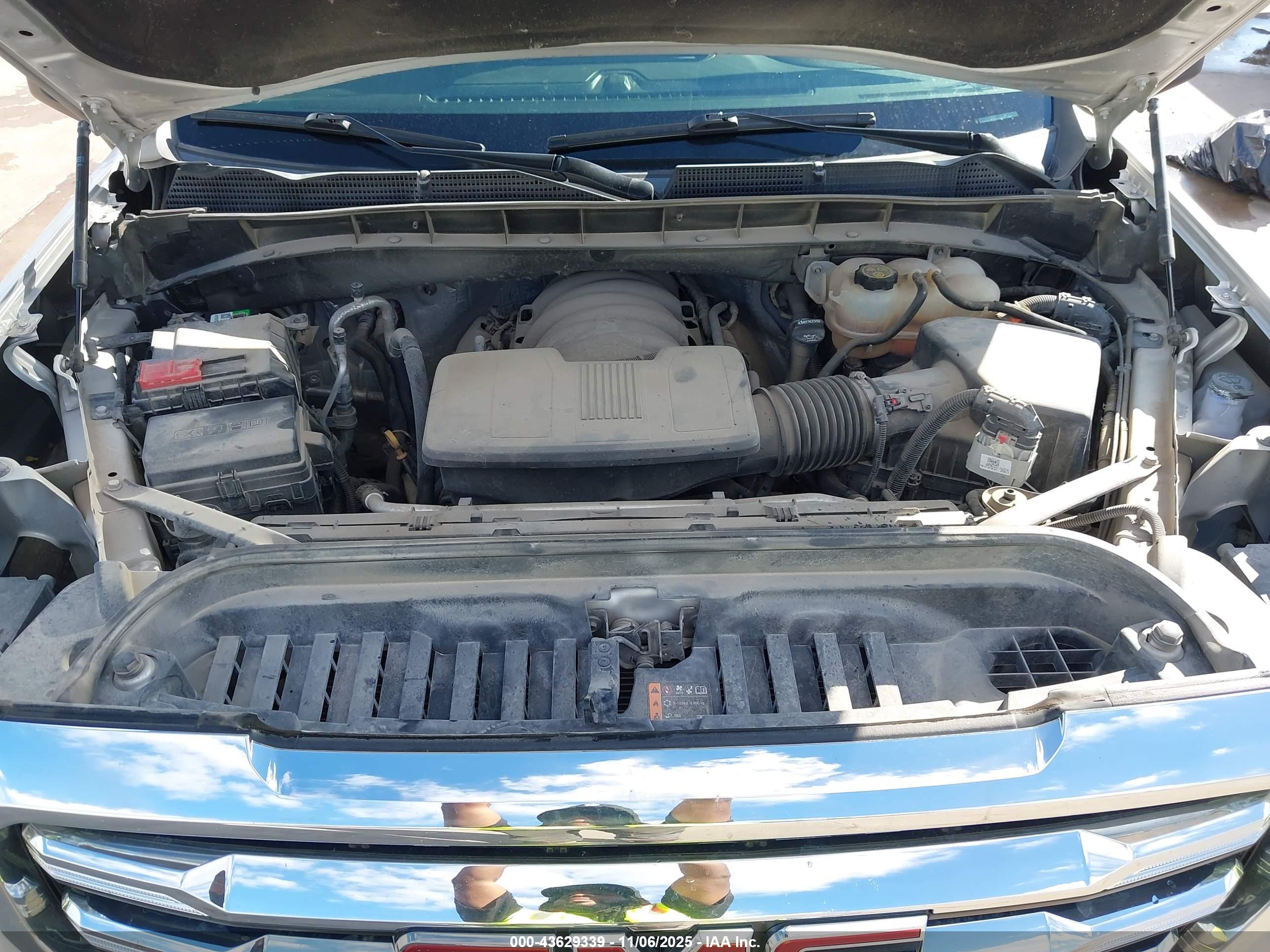 GMC SIERRA image 10