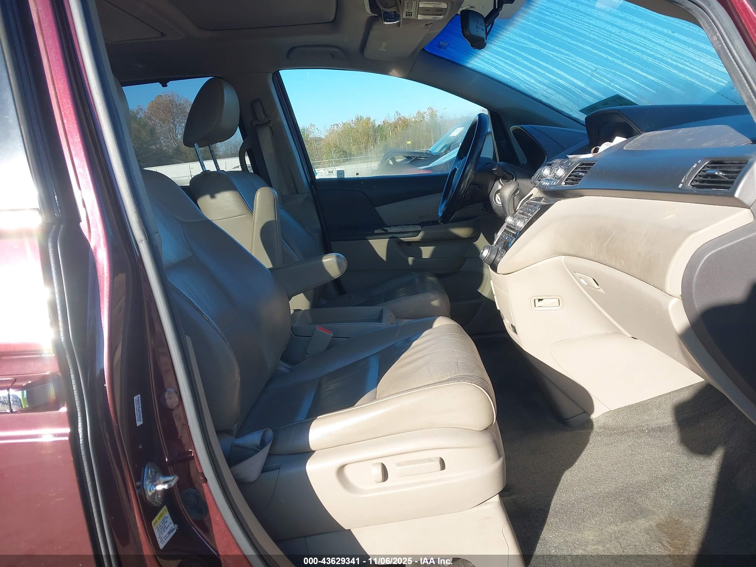 HONDA ODYSSEY image 5
