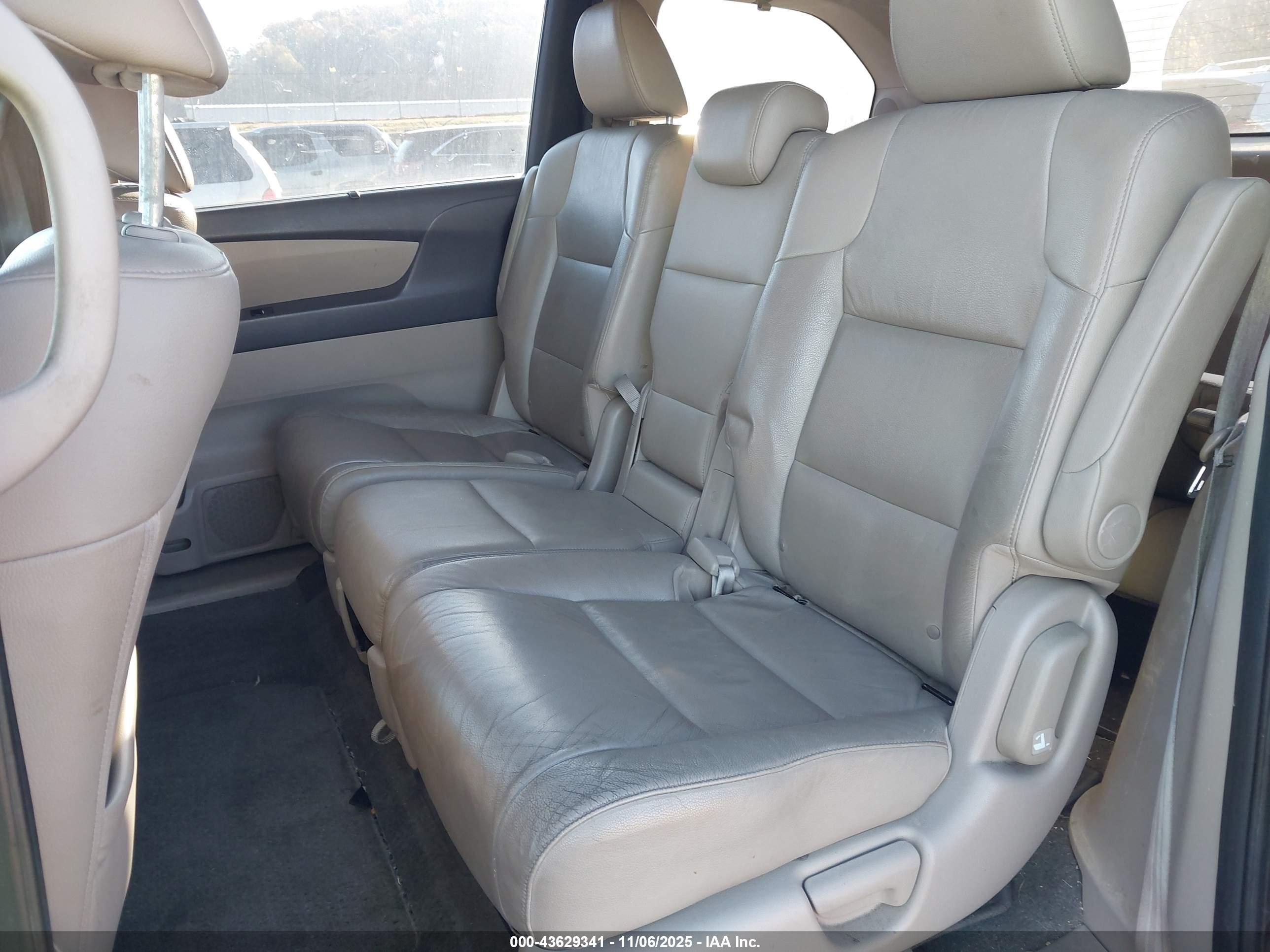 HONDA ODYSSEY image 8