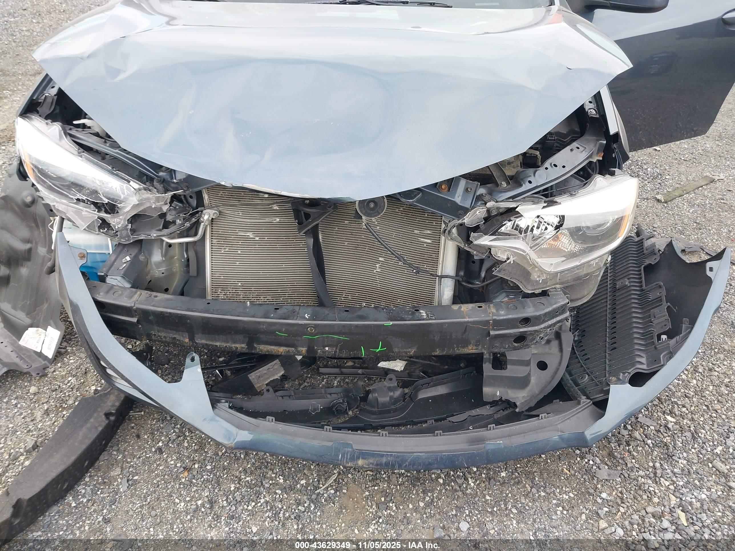 TOYOTA COROLLA image 6
