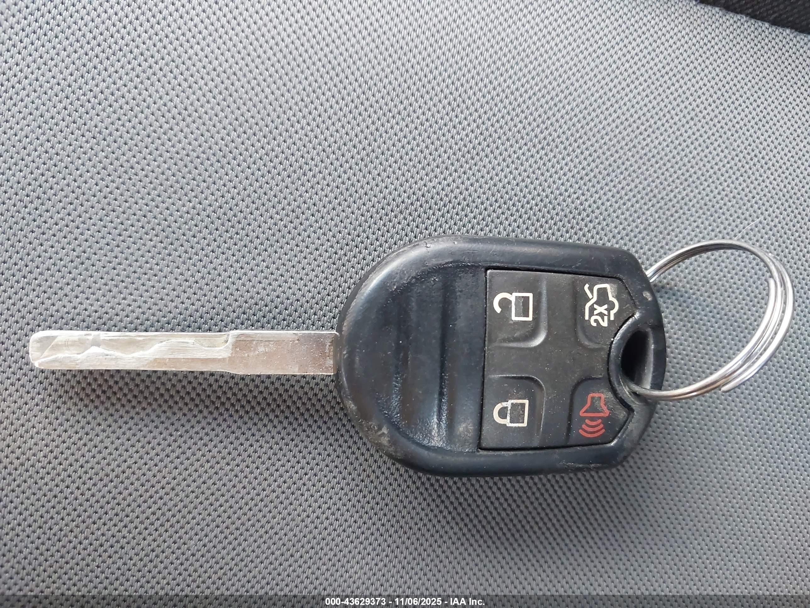 FORD FIESTA image 11