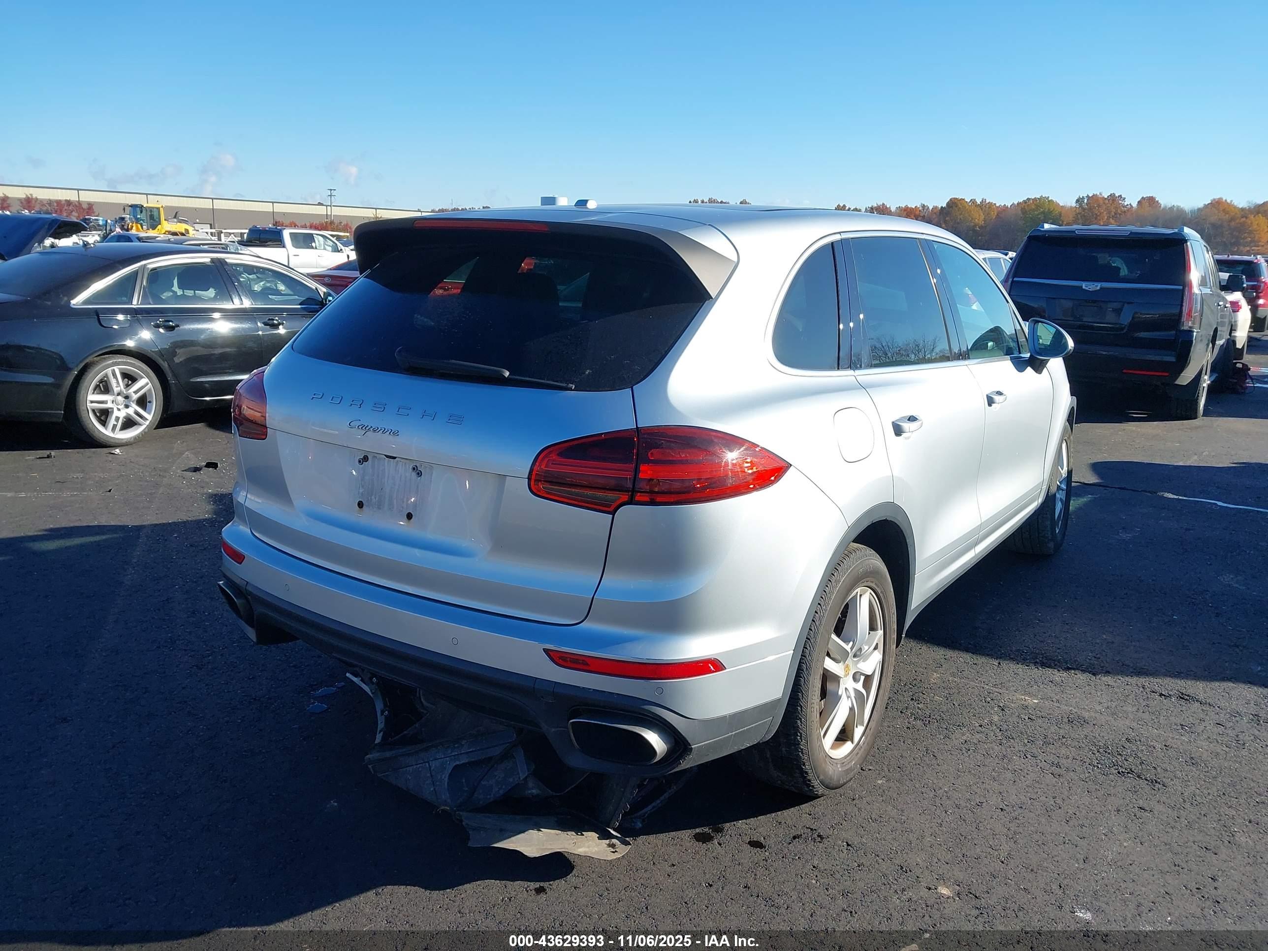 PORSCHE CAYENNE image 4