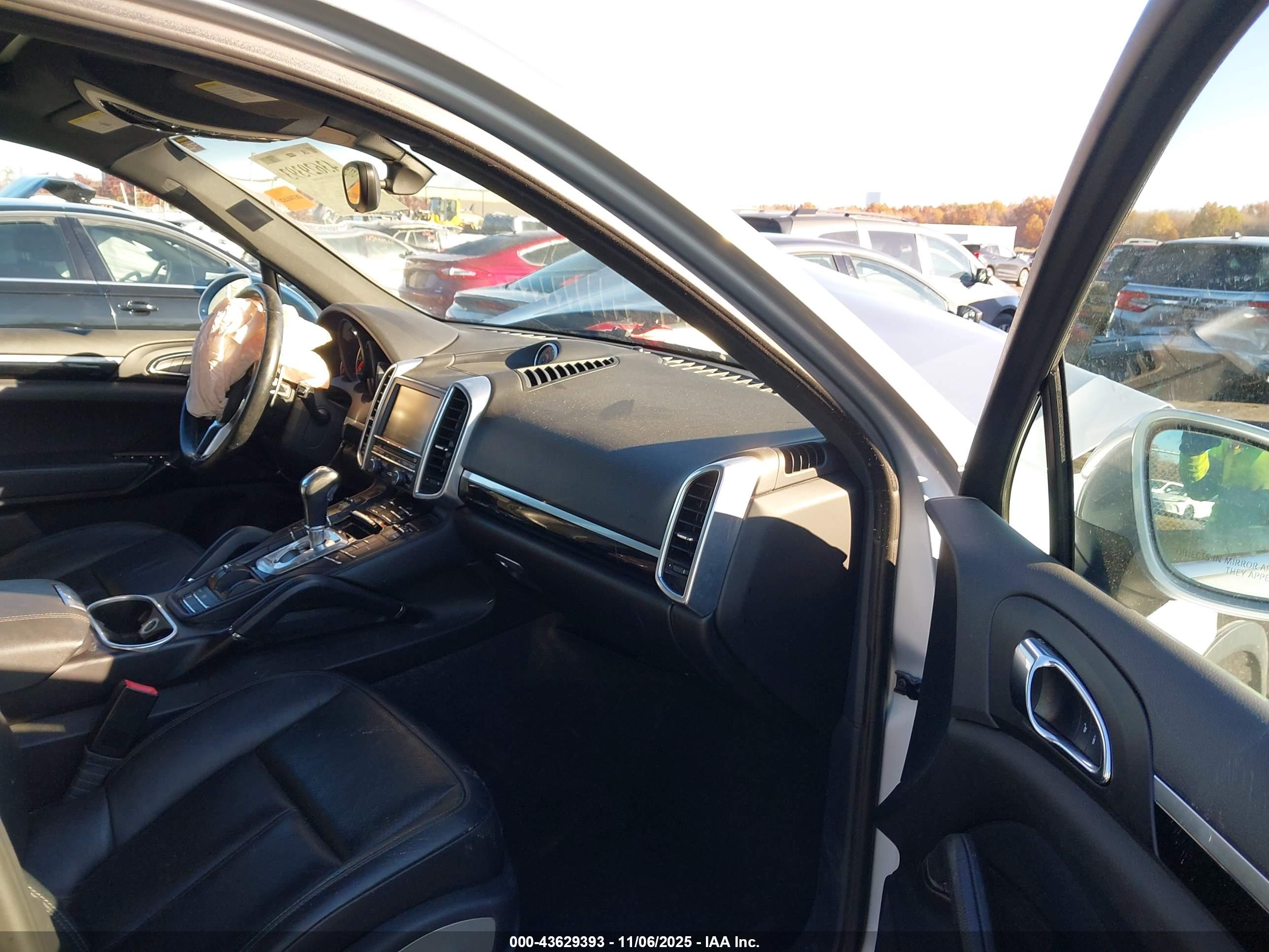 PORSCHE CAYENNE image 5