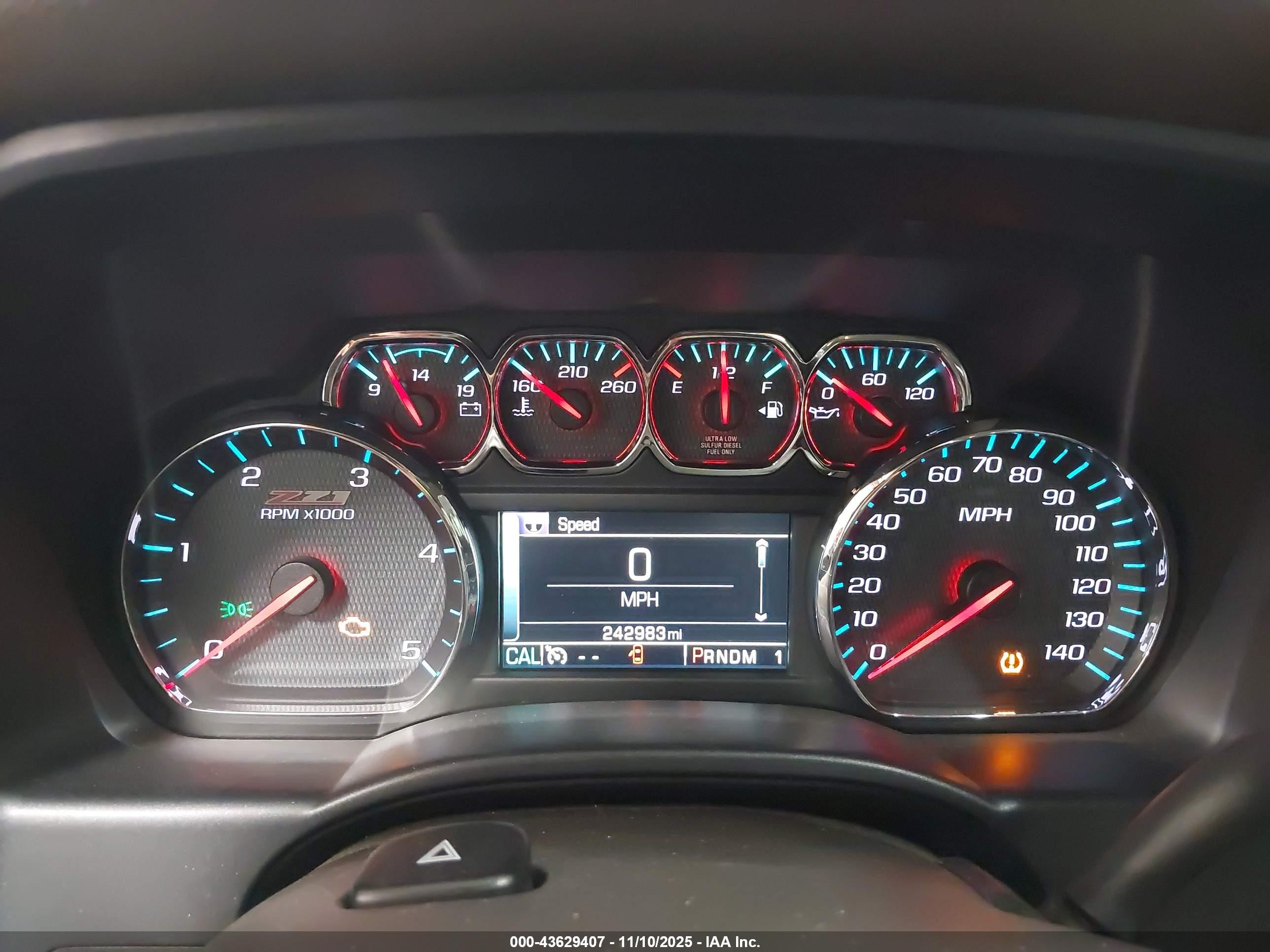CHEVROLET SILVERADO image 7
